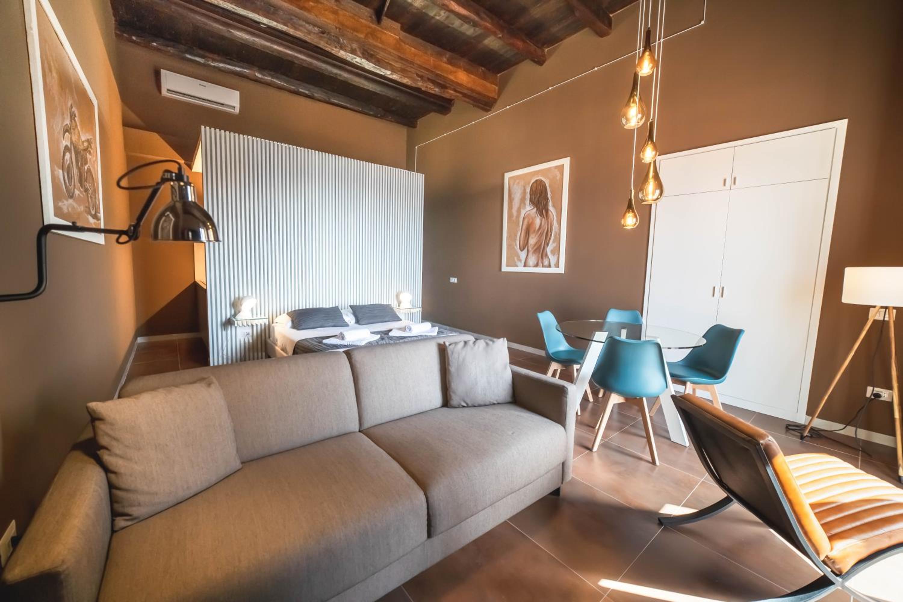 Standard Double Suite