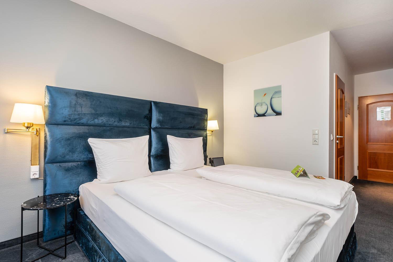 Room with Kingsize Bed - Photo 6