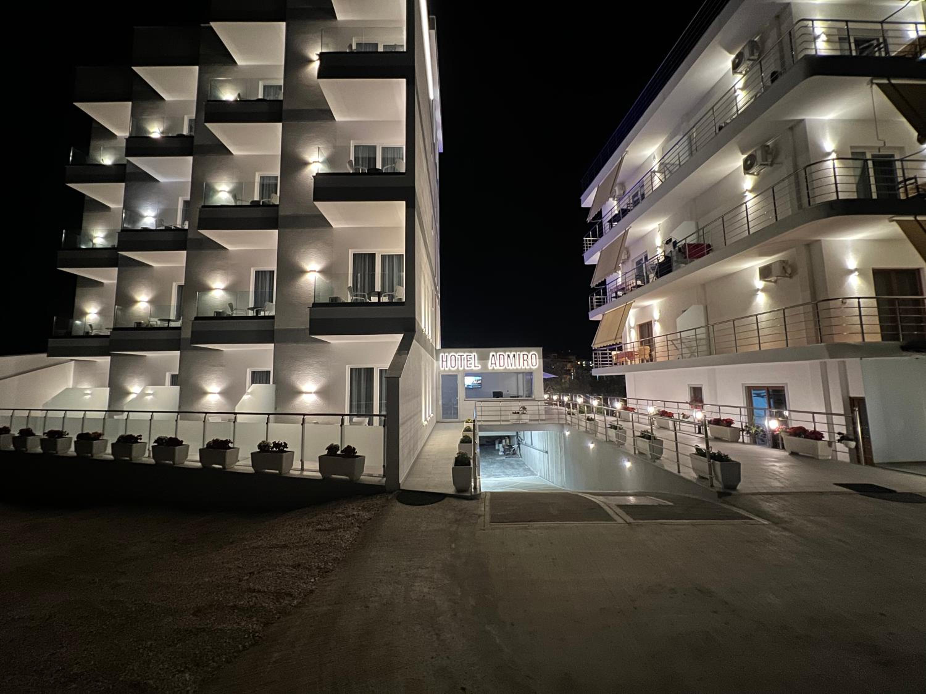 Deluxe Double Room with Sea View photo 3
