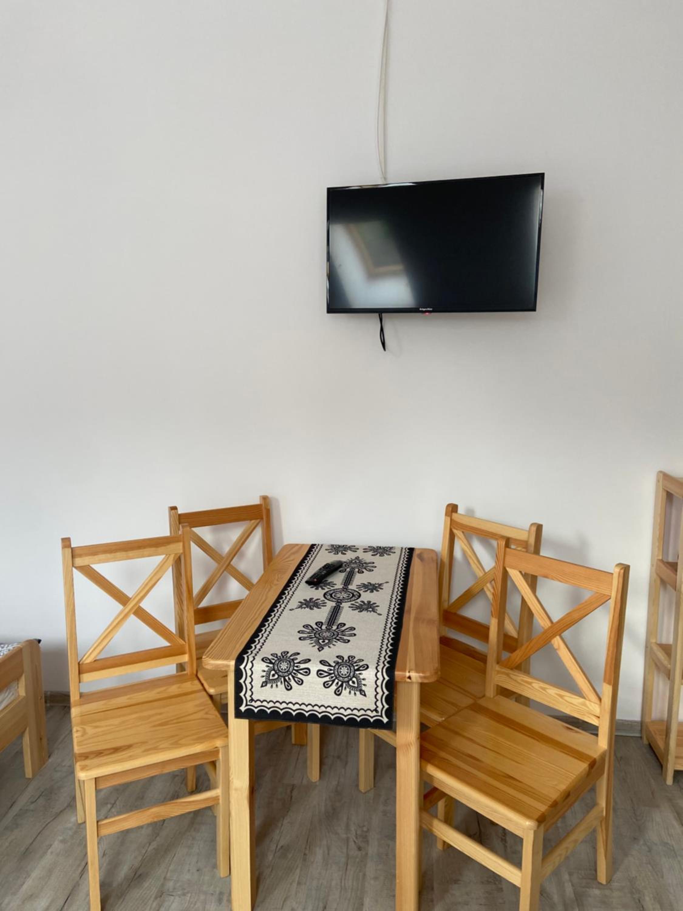 Family Room - Photo 9