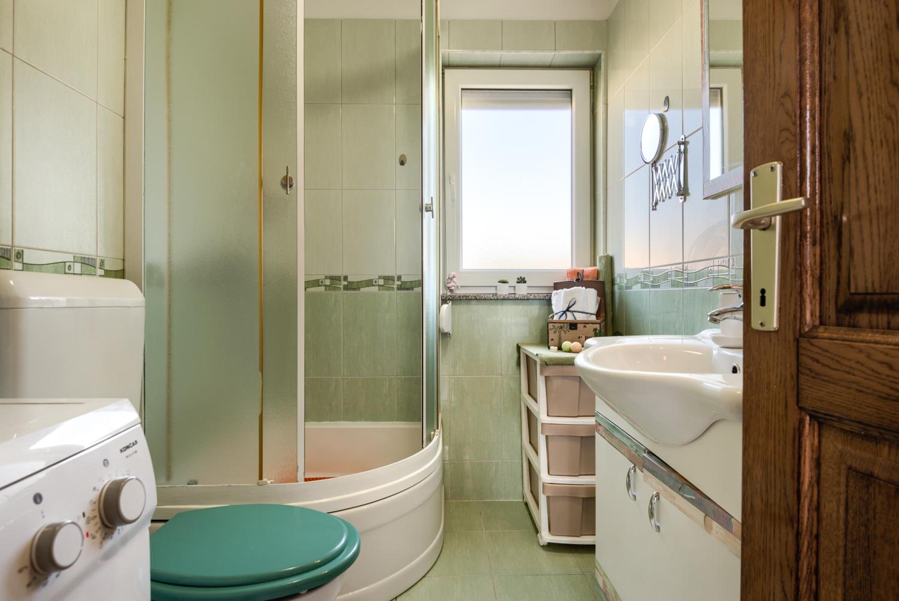 Two-Bedroom Apartment - Photo 8