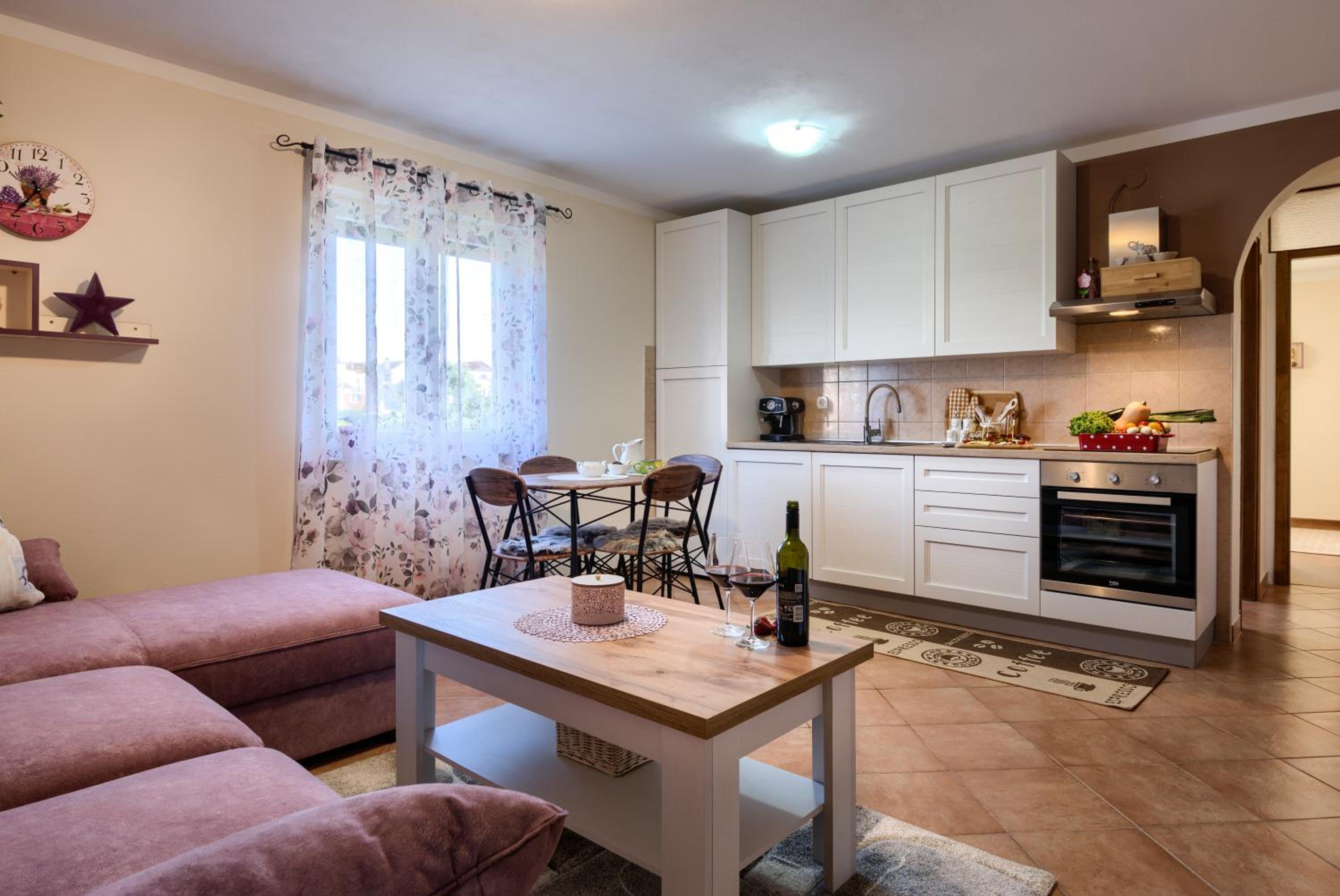 Two-Bedroom Apartment - Photo 3