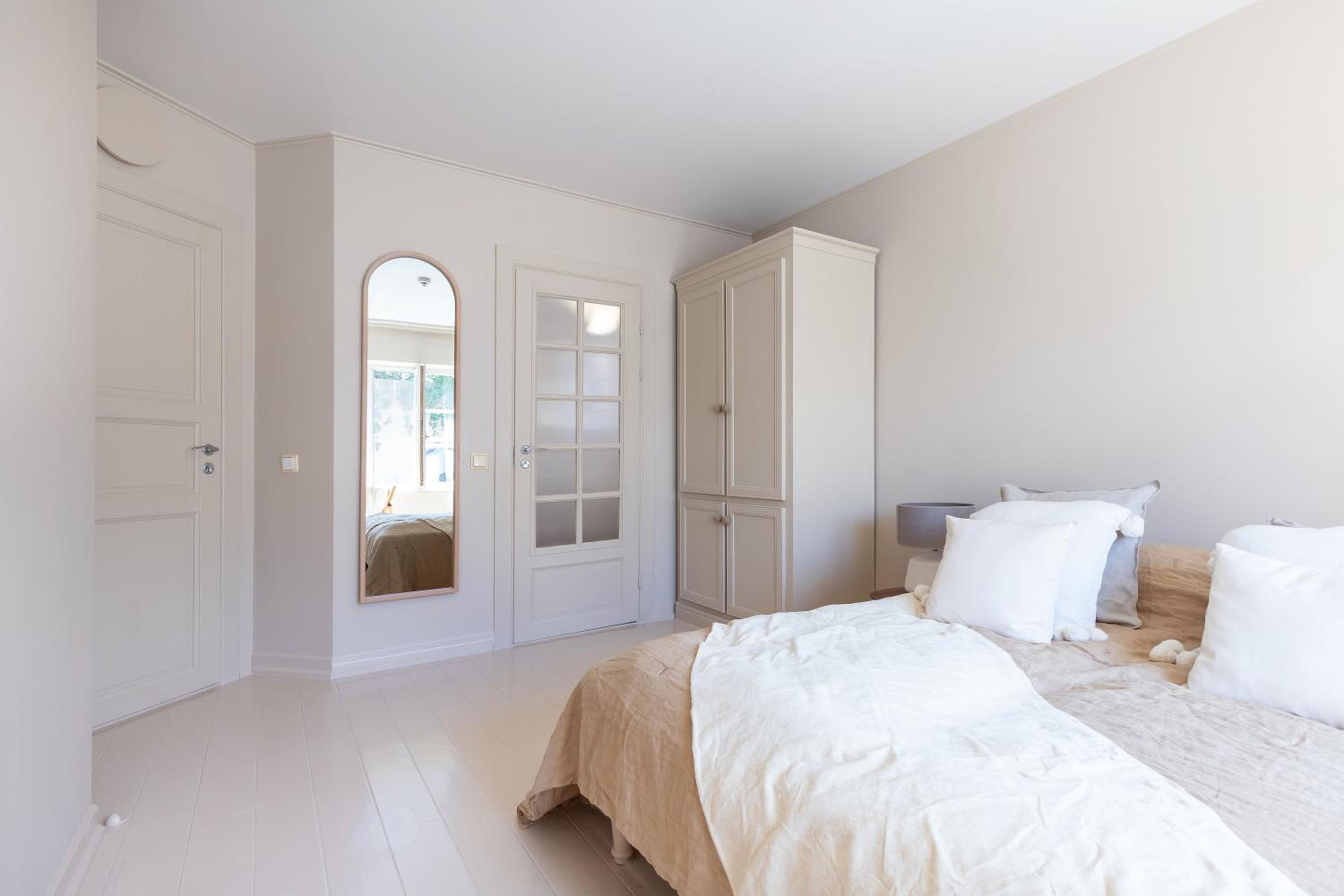 One-Bedroom Apartment - Photo 21