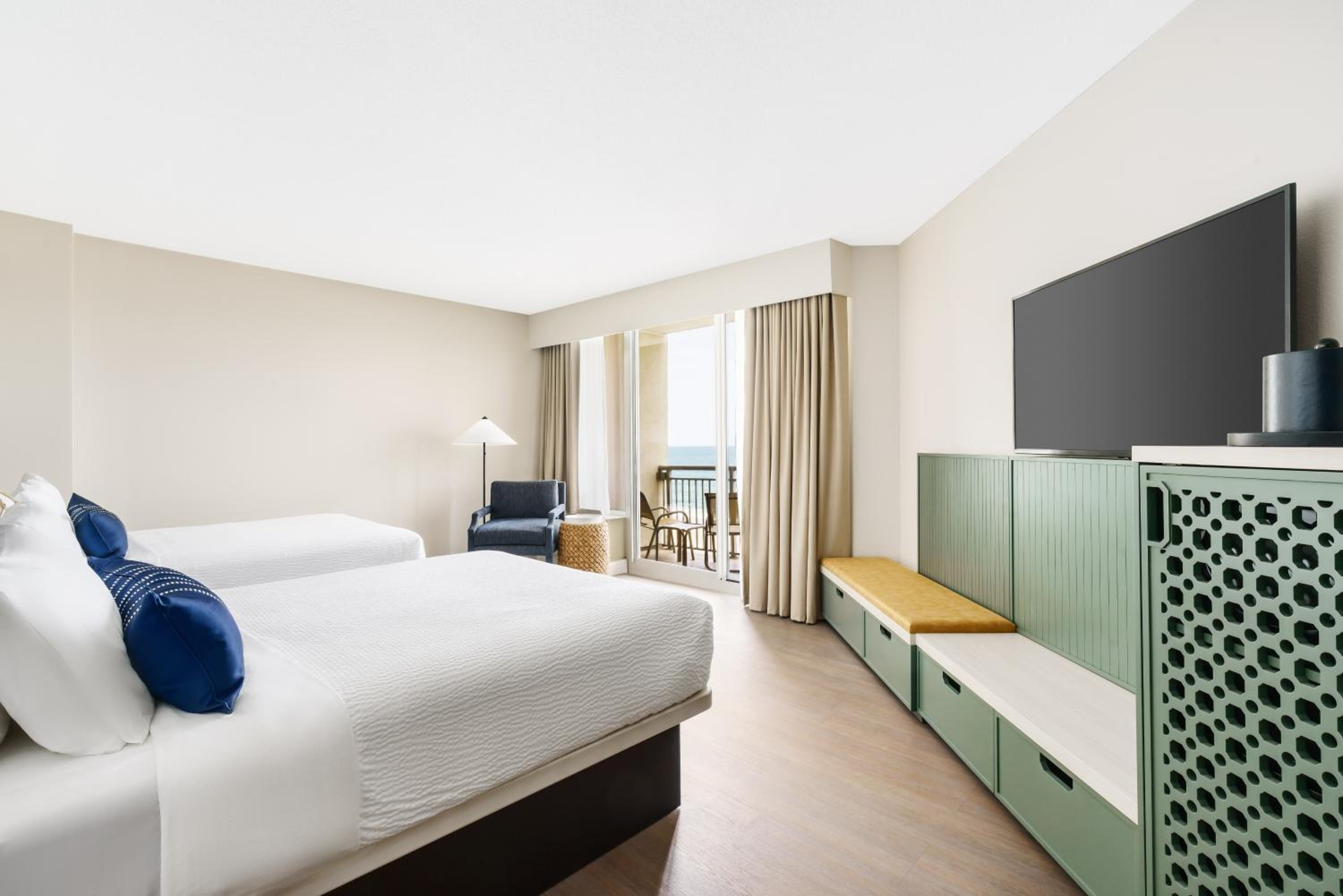 Deluxe Queen Room with Two Queen Beds and Ocean View photo 1