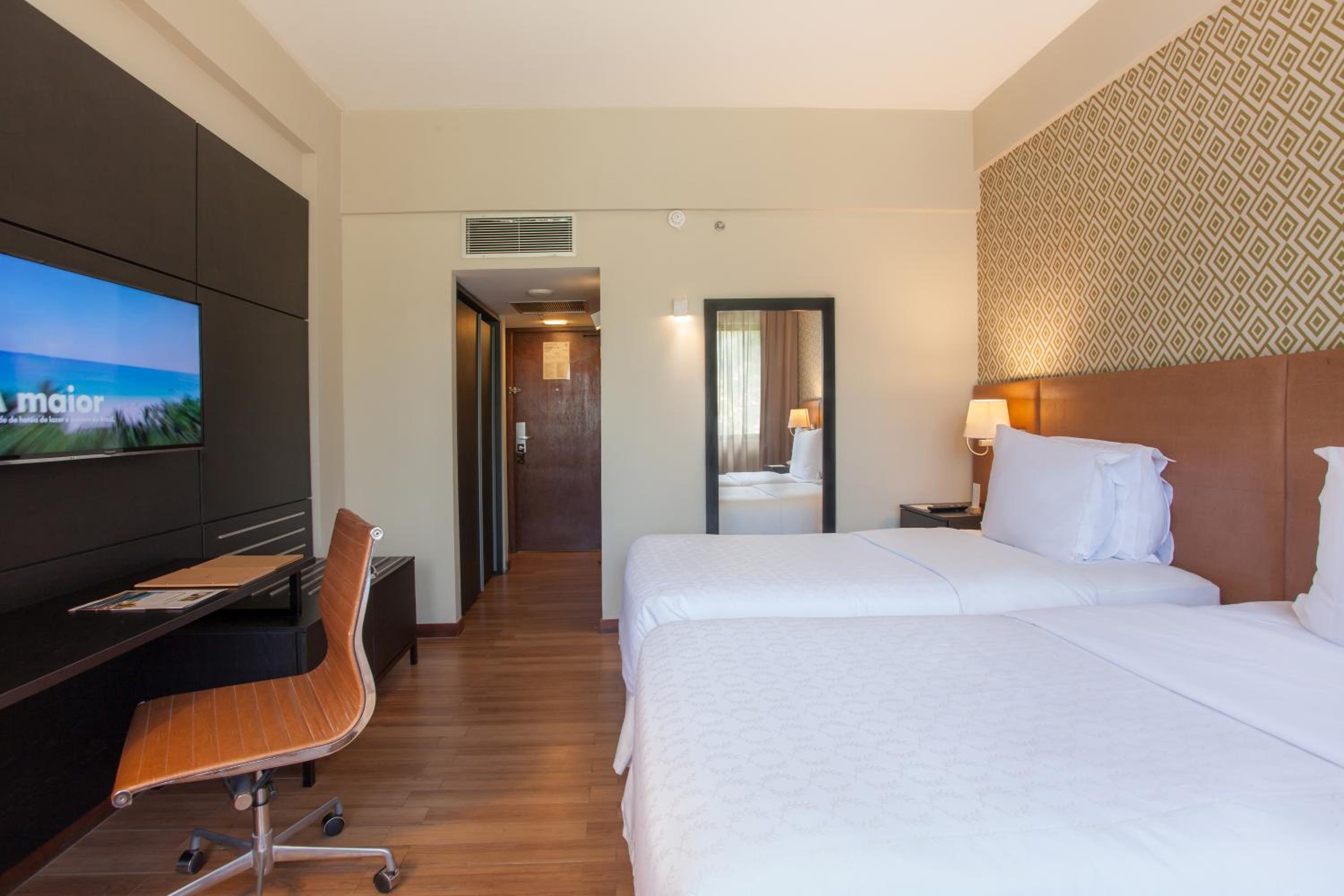 Superior Triple Room photo 2