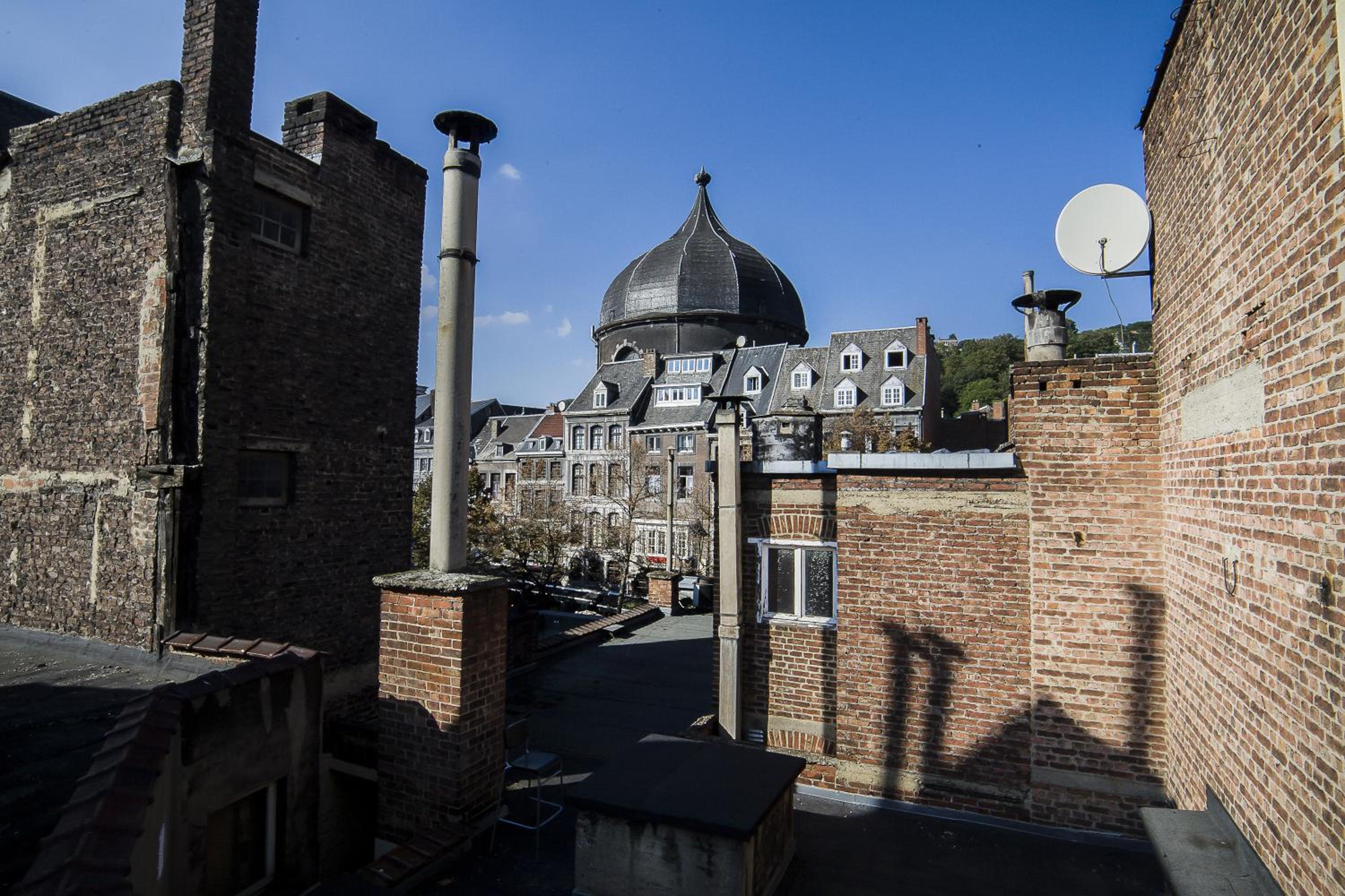Studio Apartment With Terrace photo 3