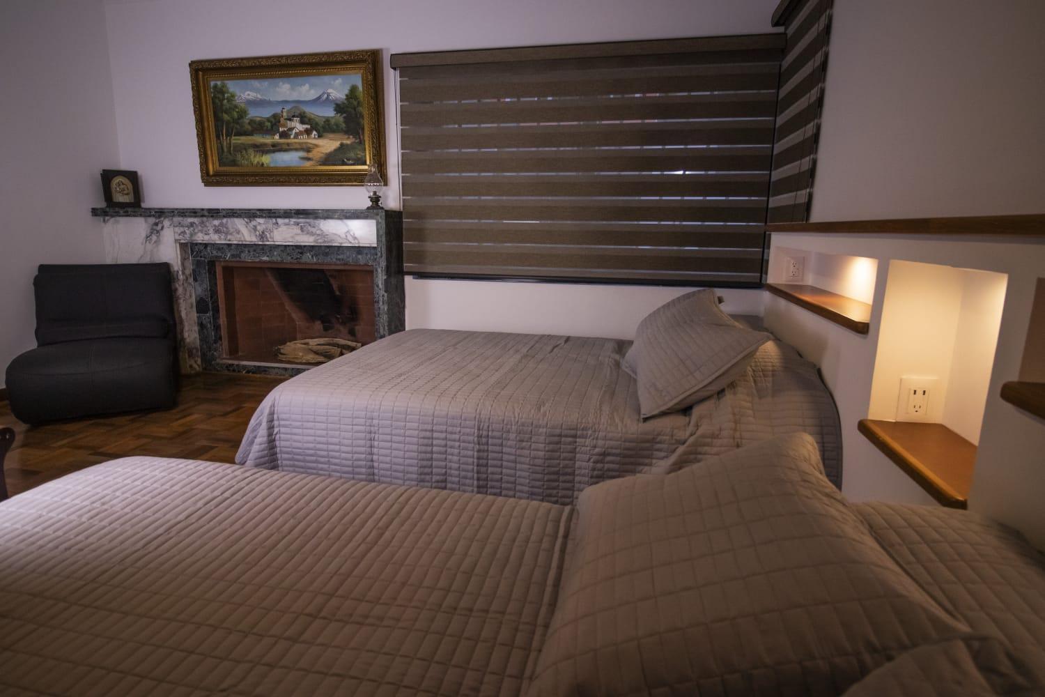 Twin Room - Photo 1