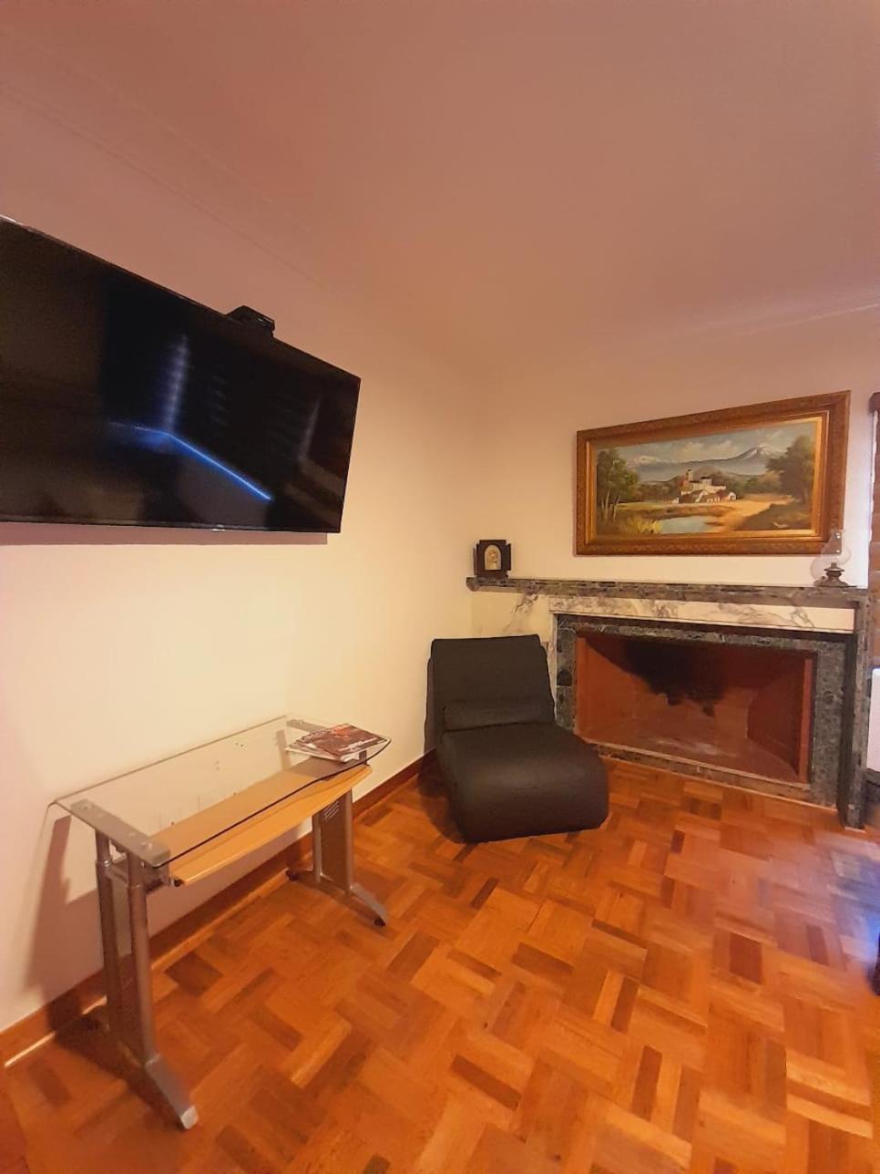 Twin Room - Photo 4
