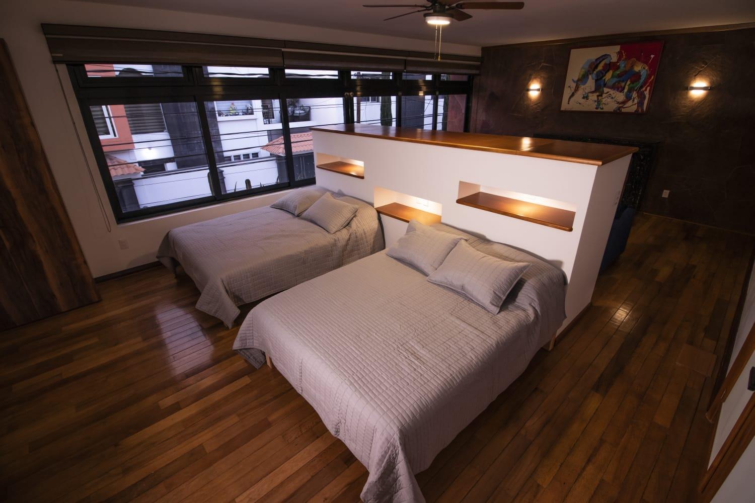 Twin Room with Private Bathroom photo 1