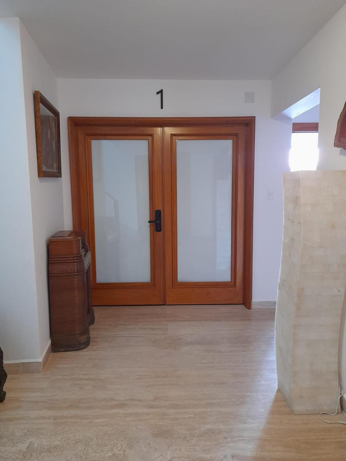 Twin Room - Photo 2