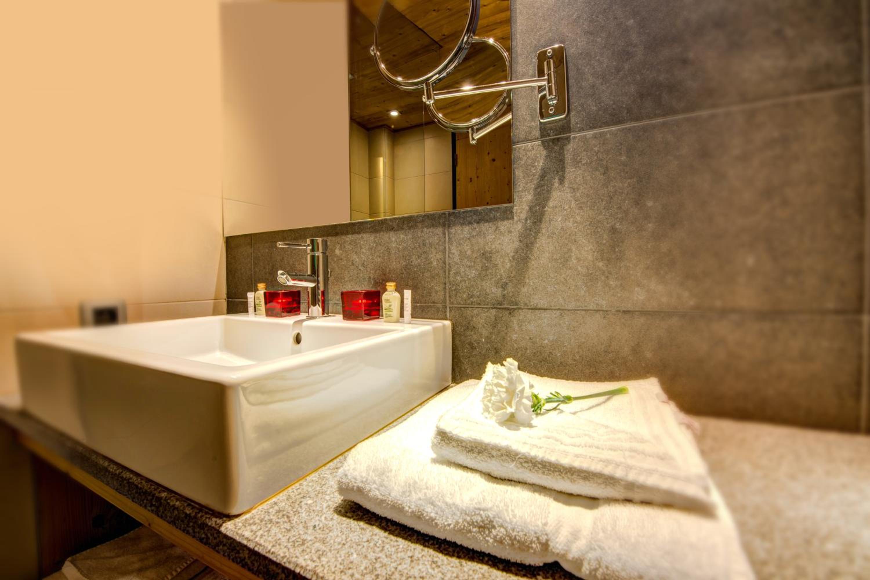 Comfort Double Room - Free Spa Access - Photo 3