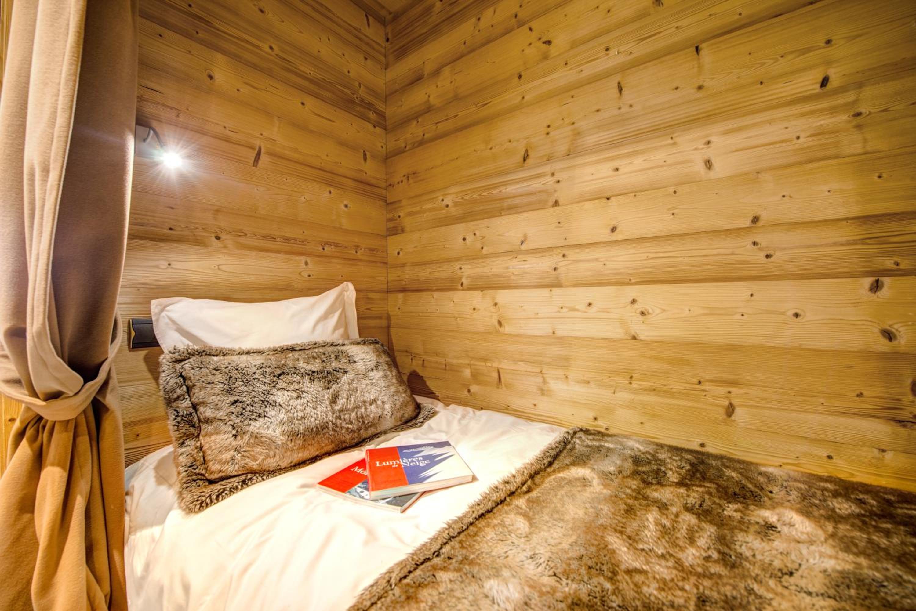 Superior Triple Room- Free Spa Access - Photo 1