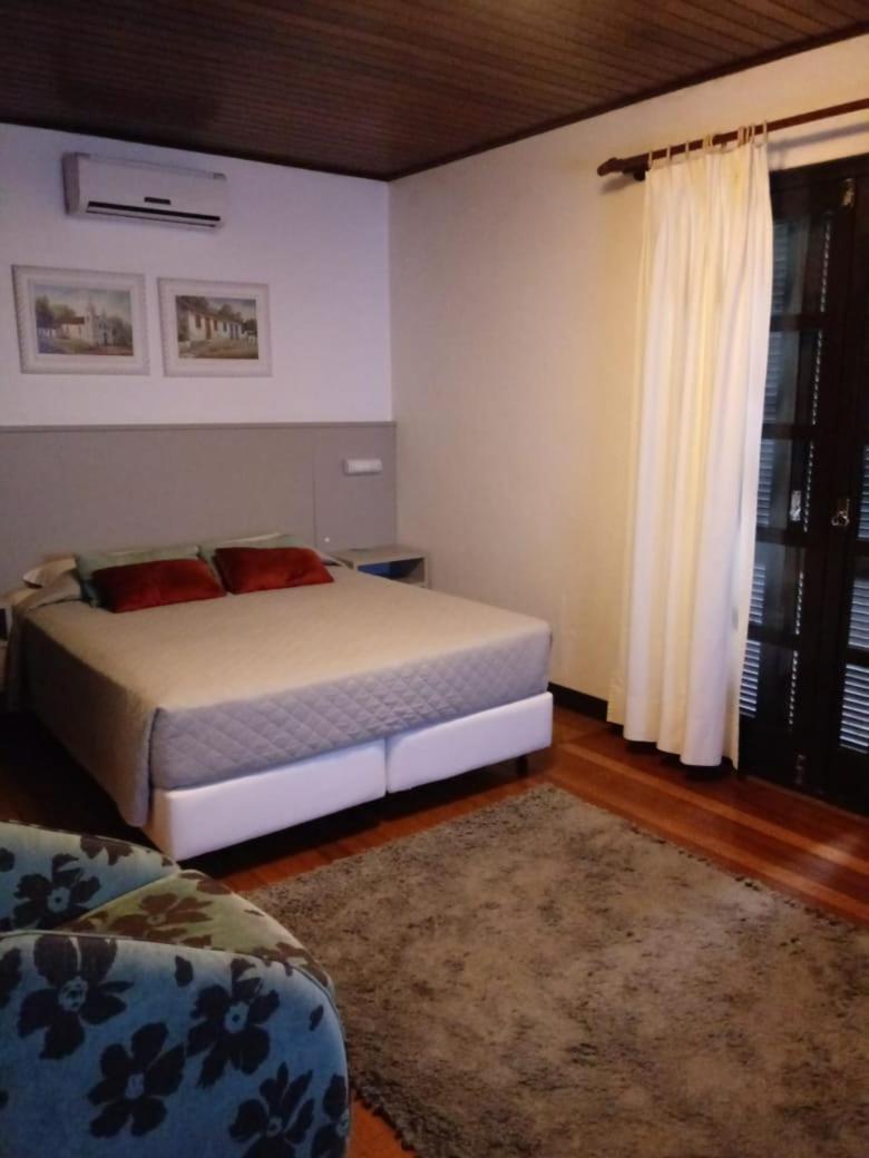 Deluxe Suite with Spa Bath photo 2