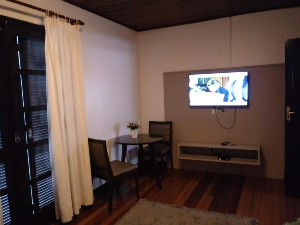 Deluxe Suite with Spa Bath photo 3