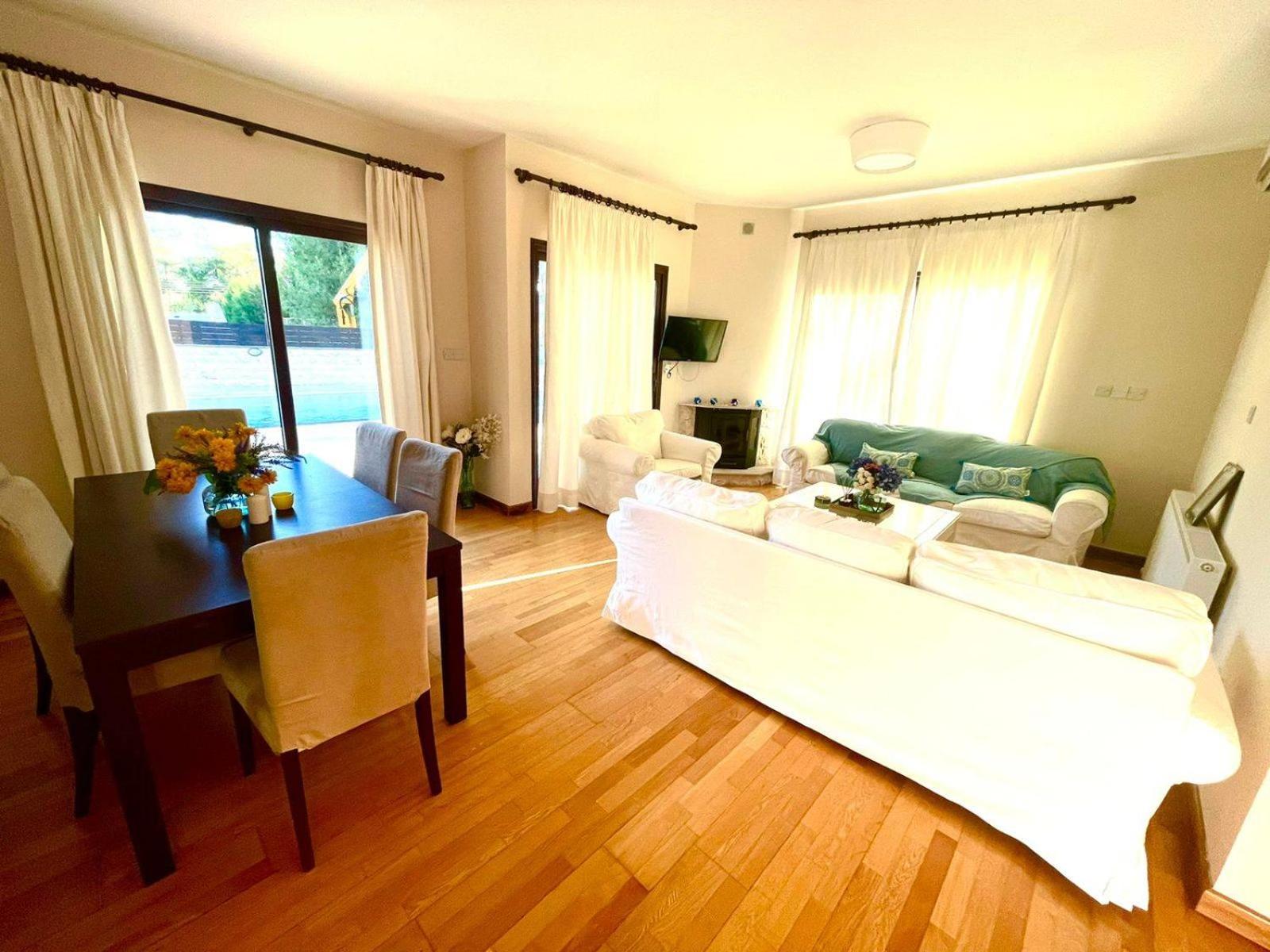 Holiday Home photo 2