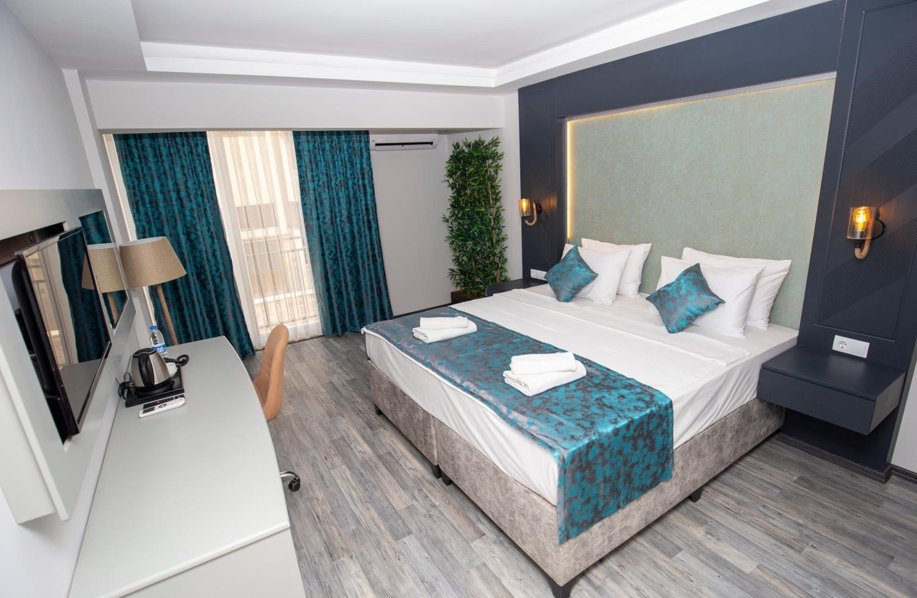 Deluxe Double Room - Photo 5