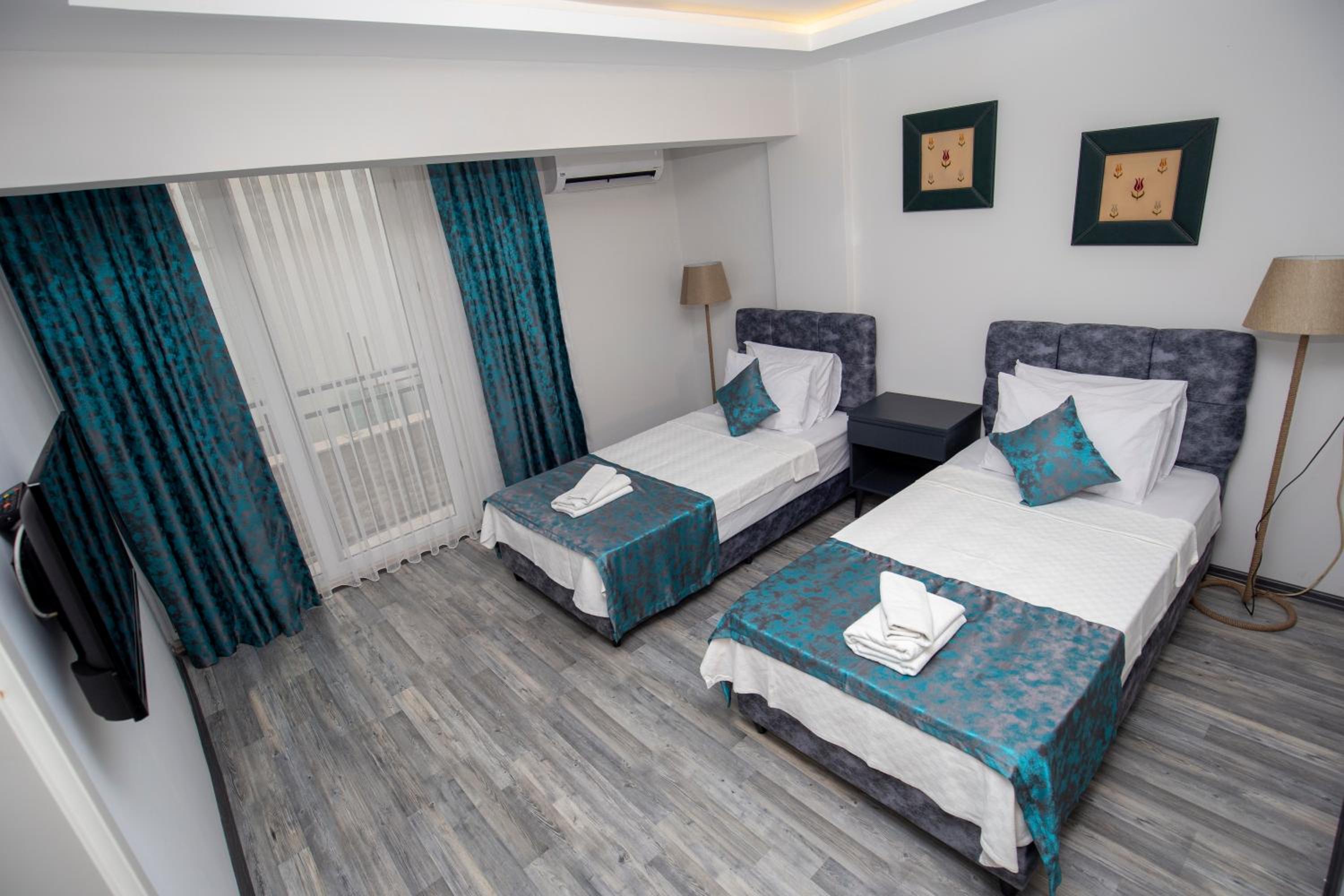 Family Suite - Photo 1