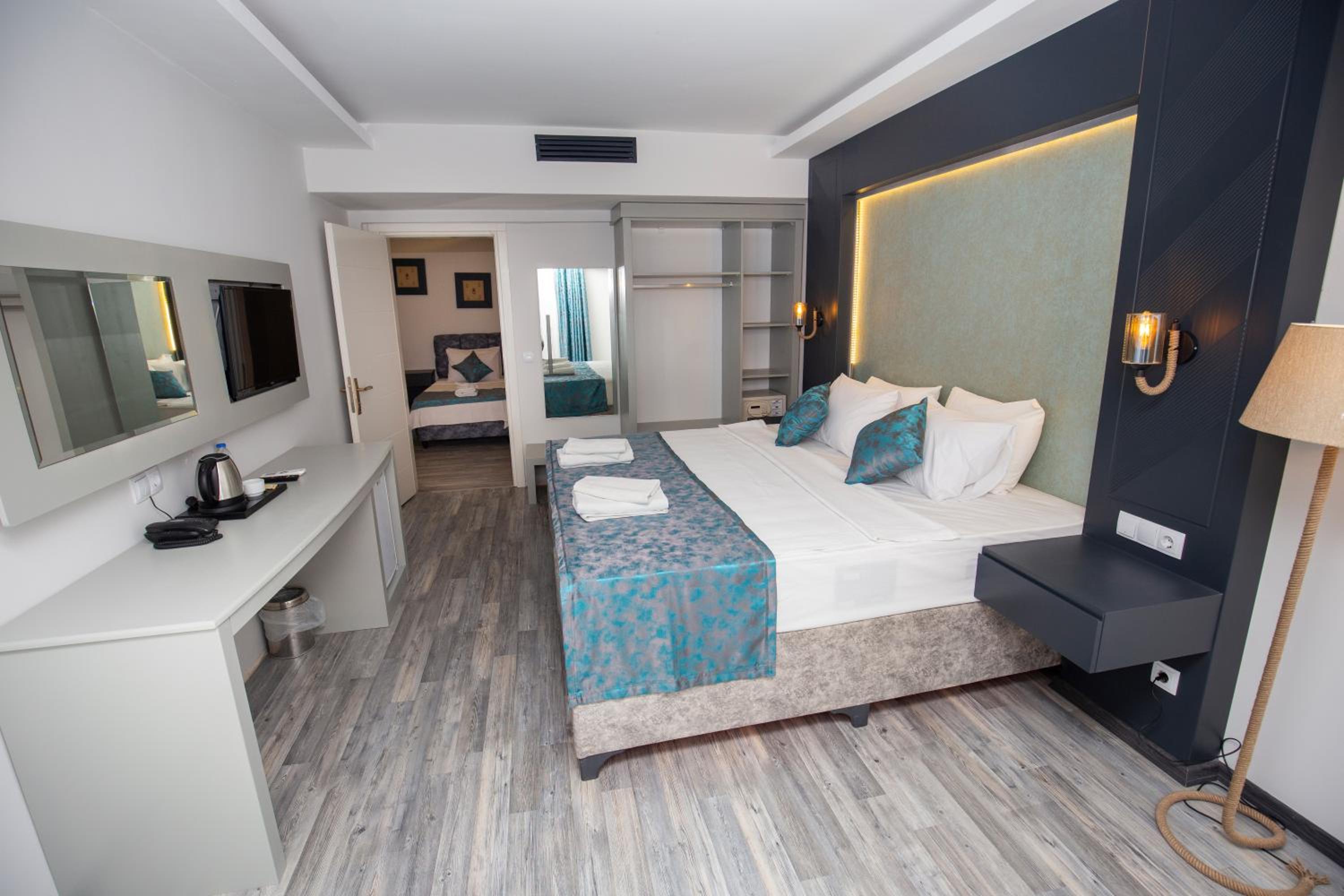 Family Suite - Photo 5