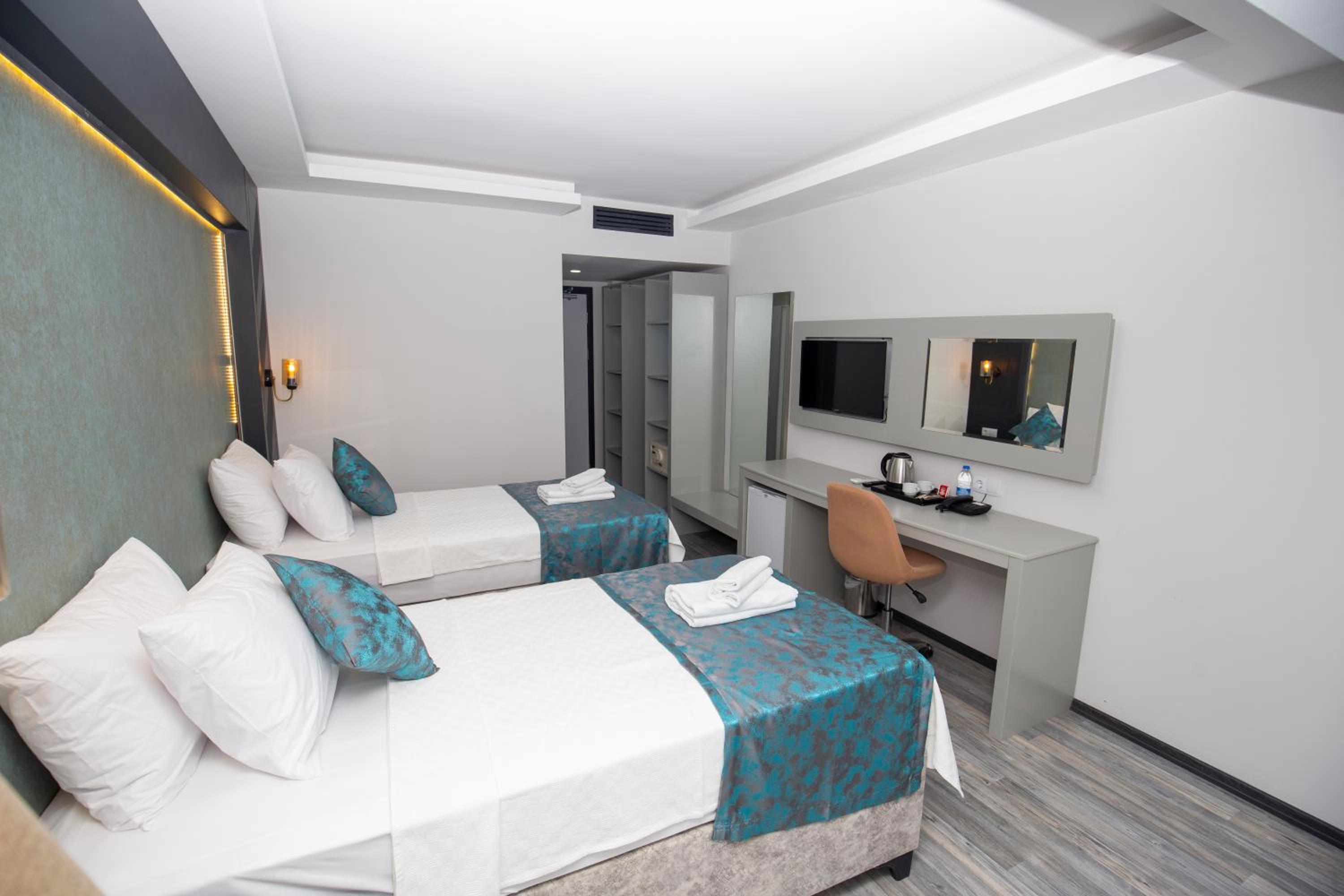 Deluxe Twin Room - Photo 4