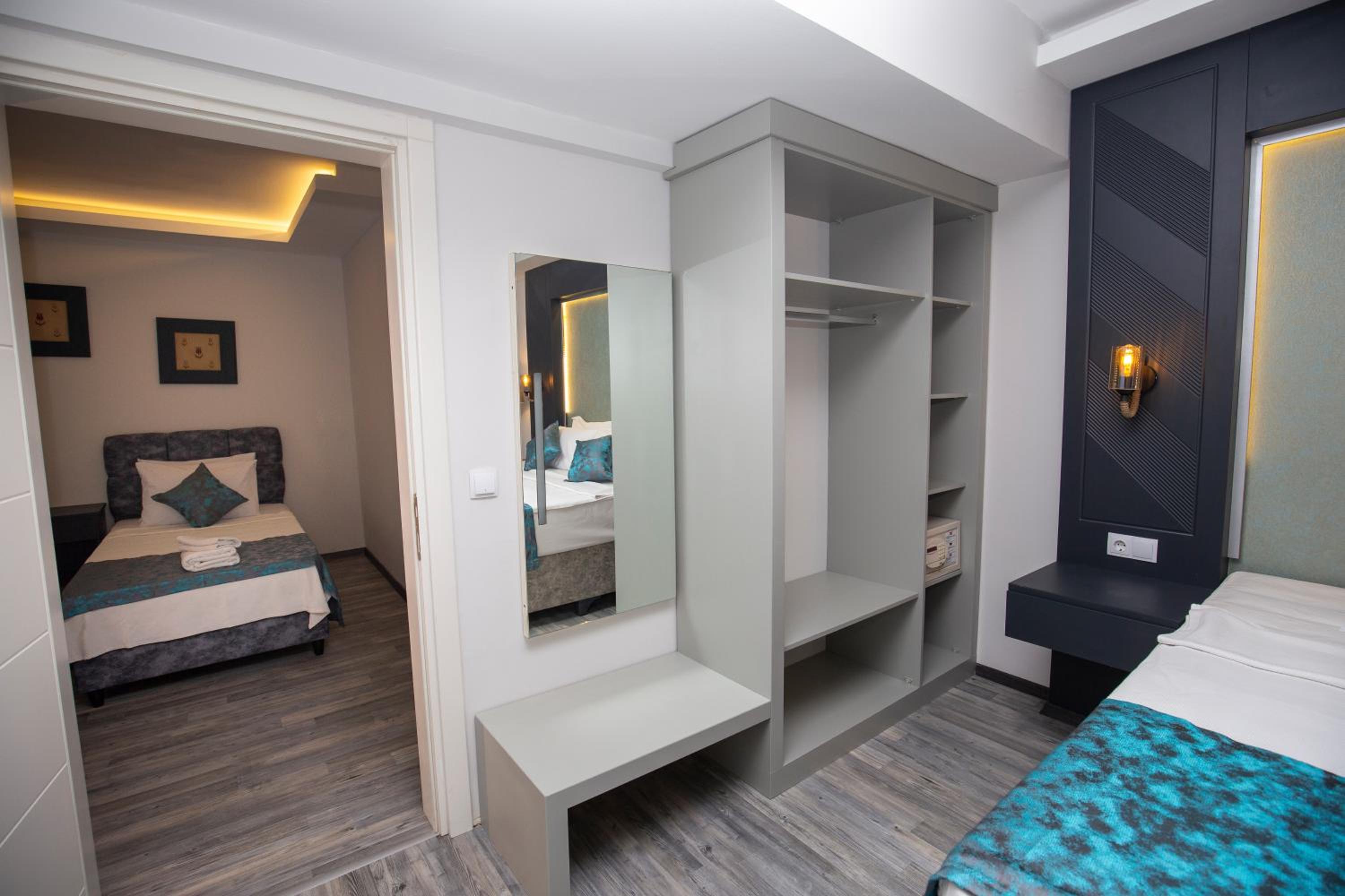 Family Suite - Photo 7