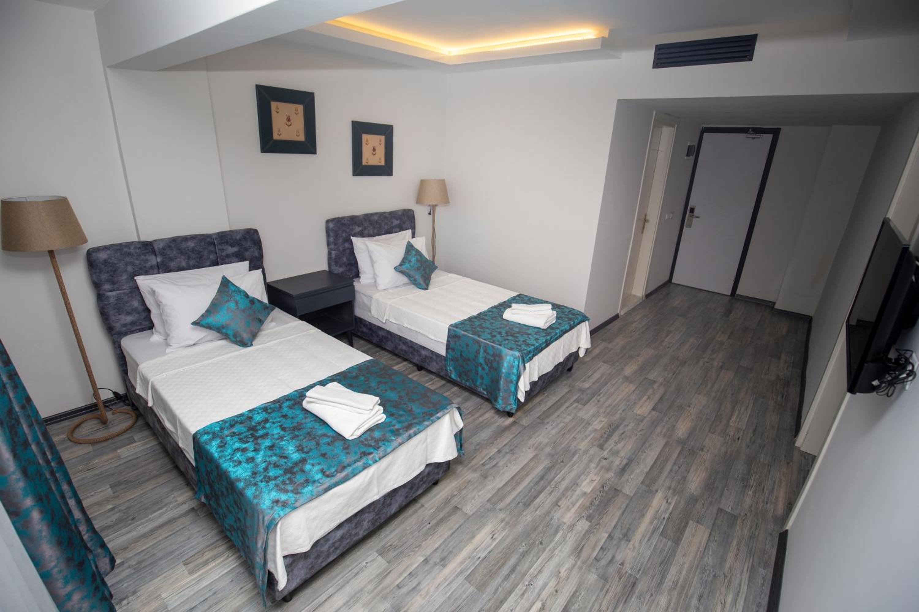 Deluxe Twin Room - Photo 3