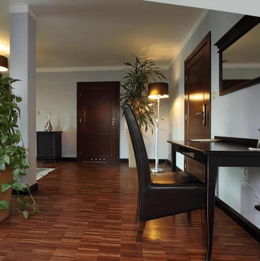 Apartment photo 2