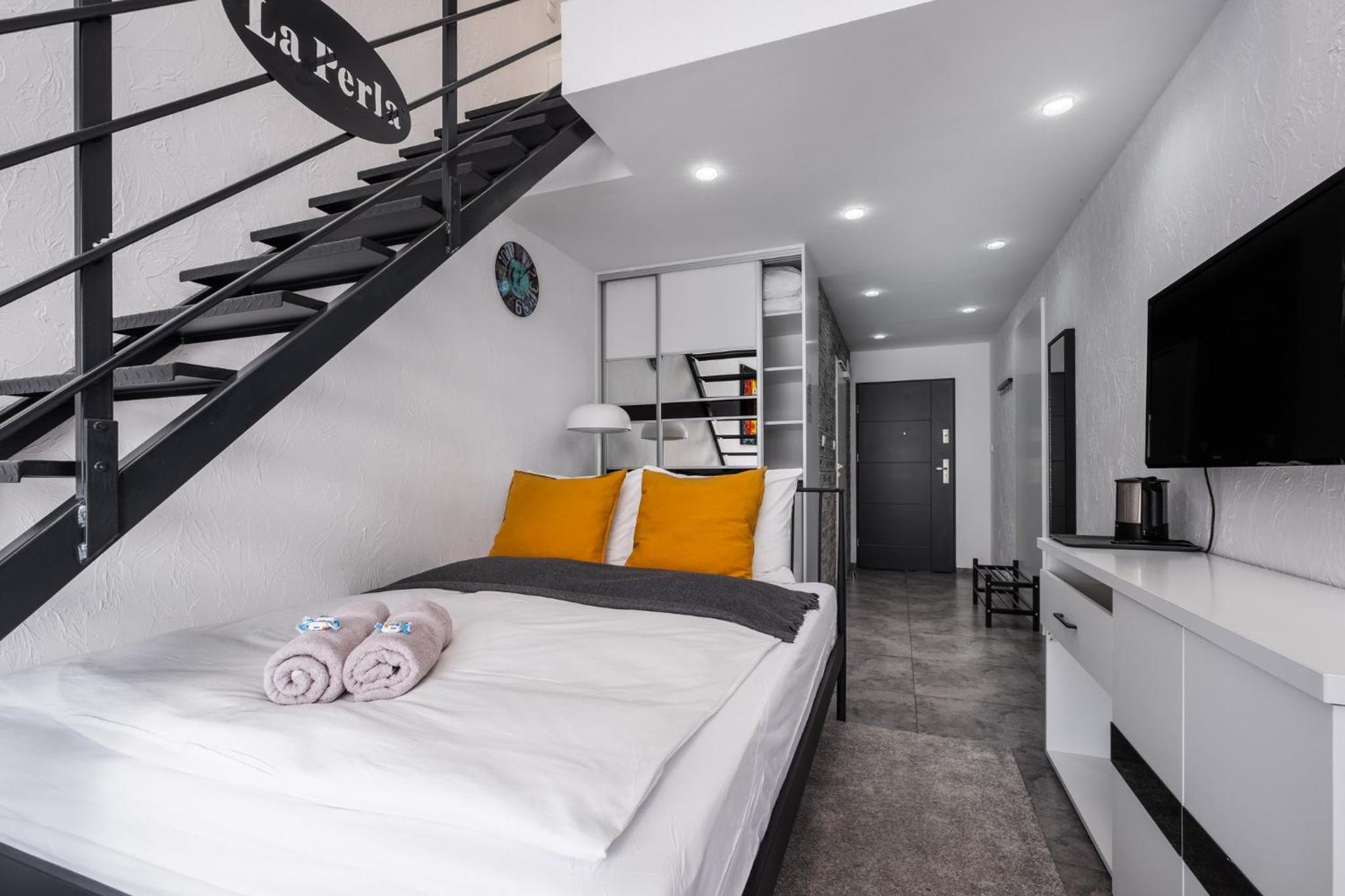 Maisonette photo 1
