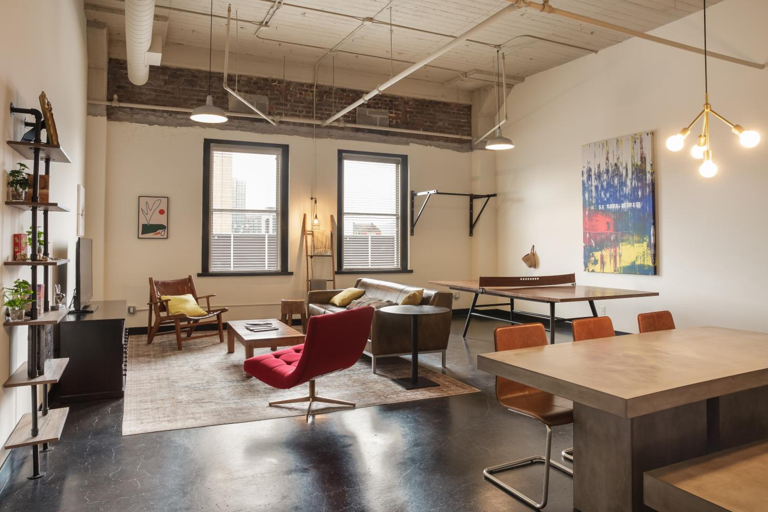 Deluxe Apartment