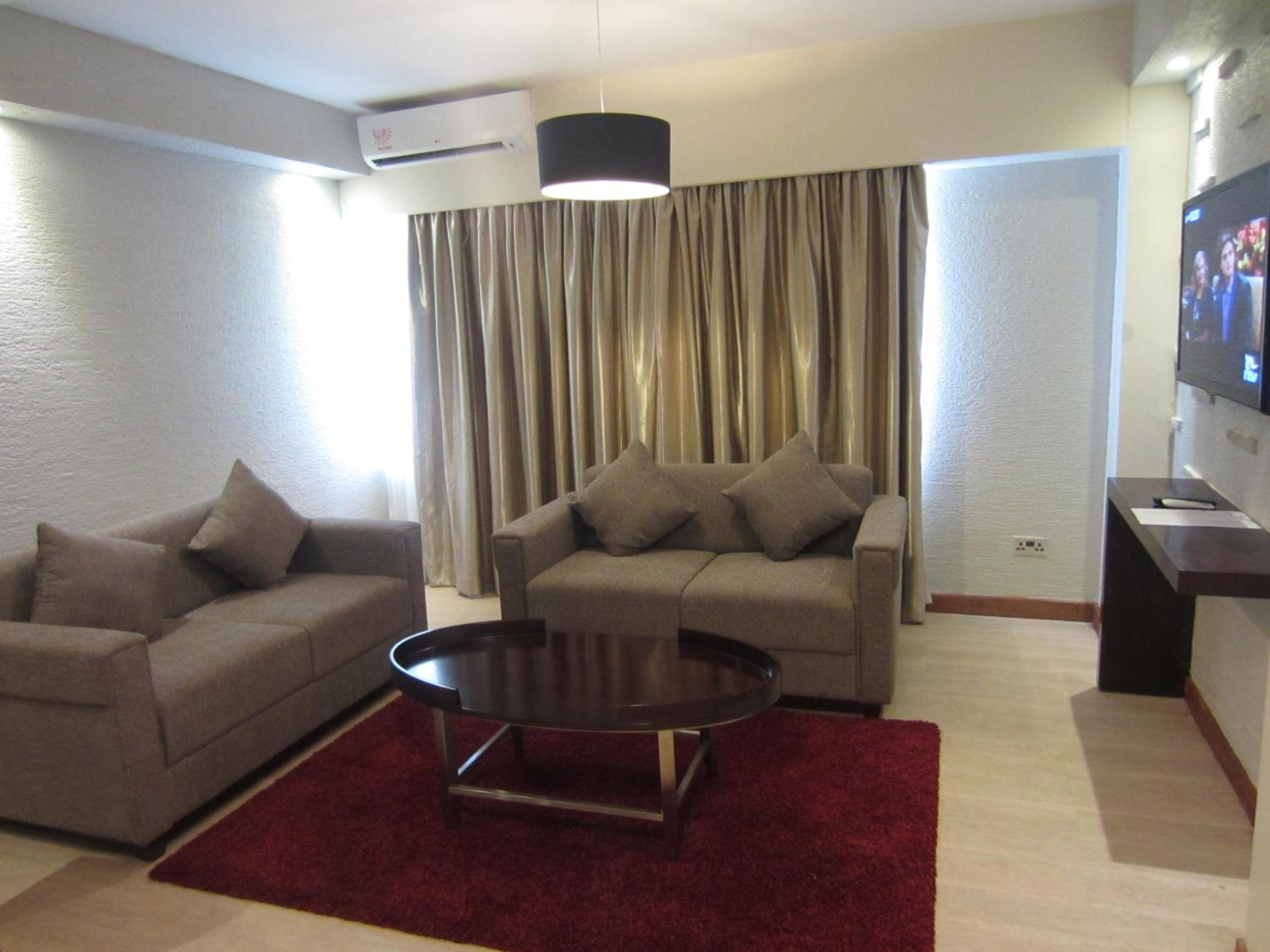 Suite  photo 2