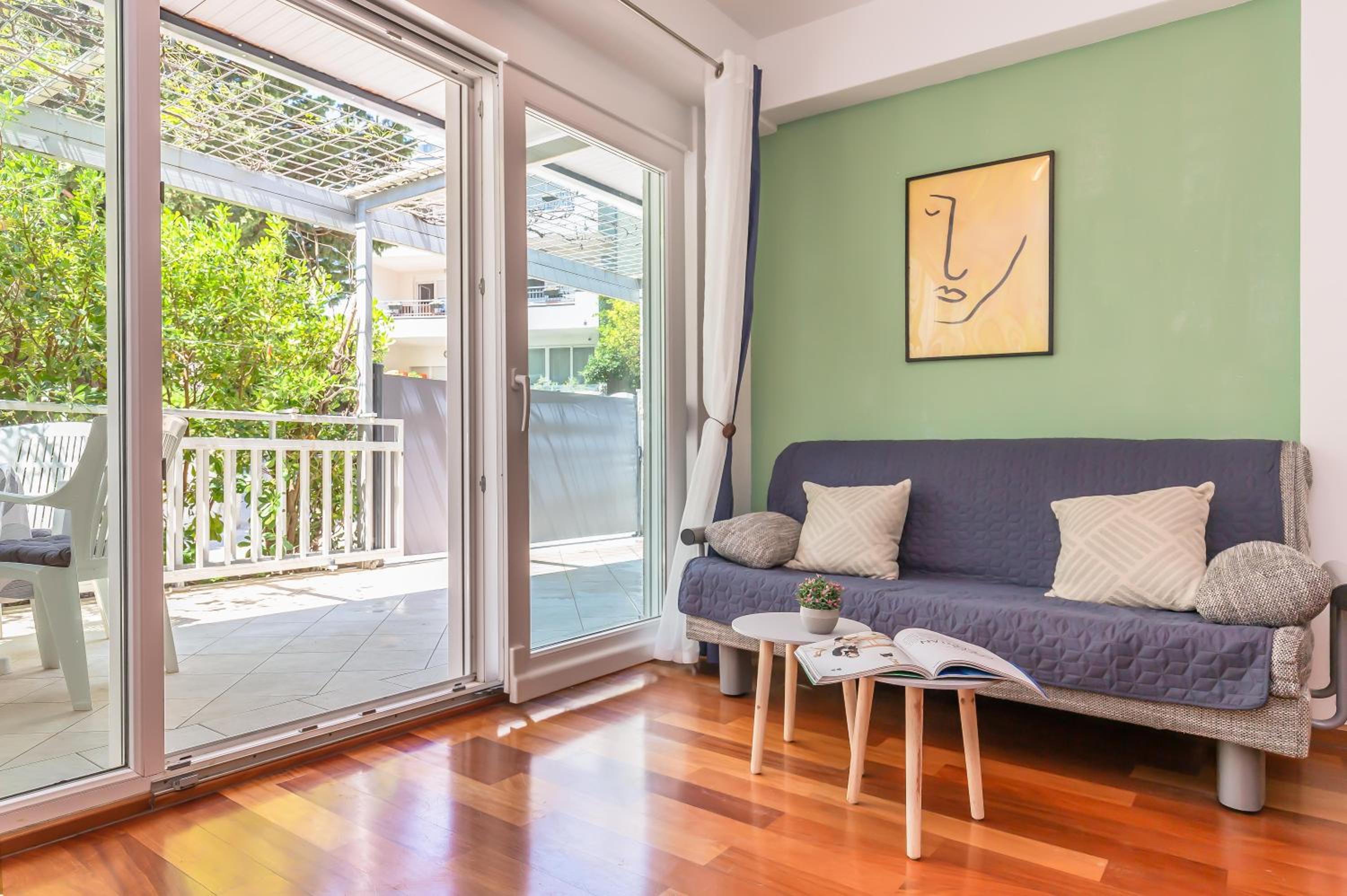 One Bedroom Apartment