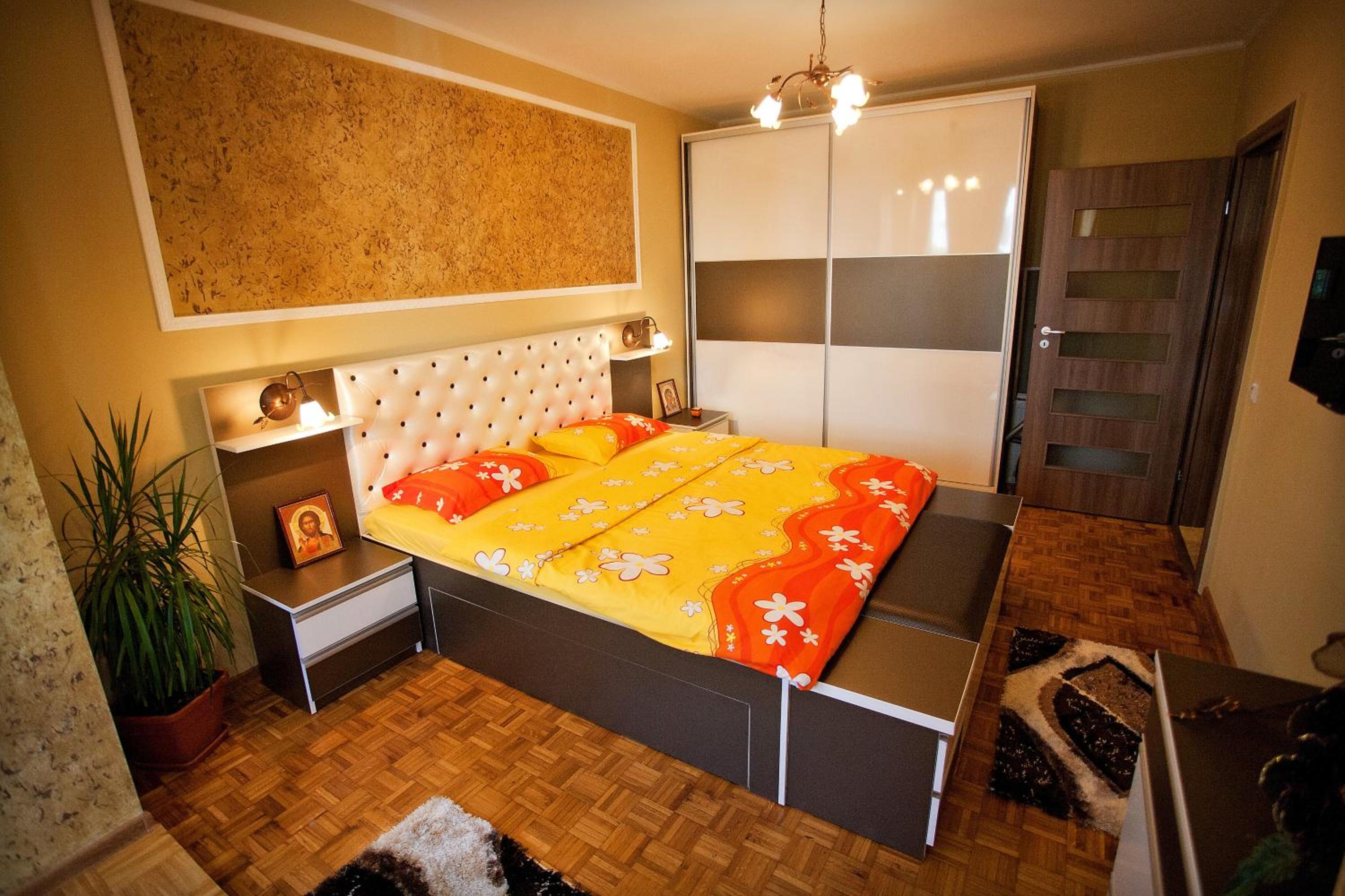 Two-Bedroom Deluxe Apartment photo 1