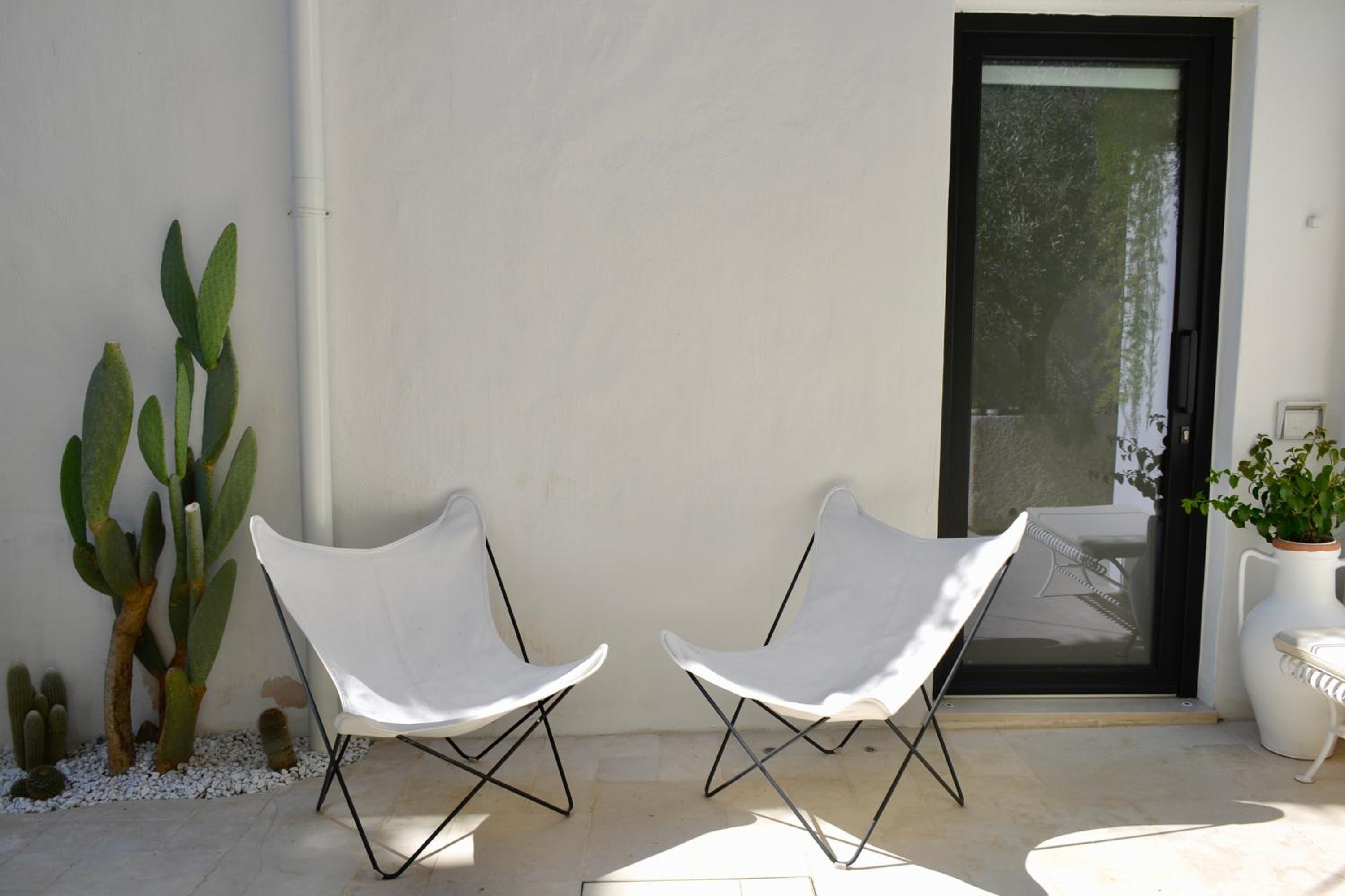 Deluxe Double Room - Photo 23