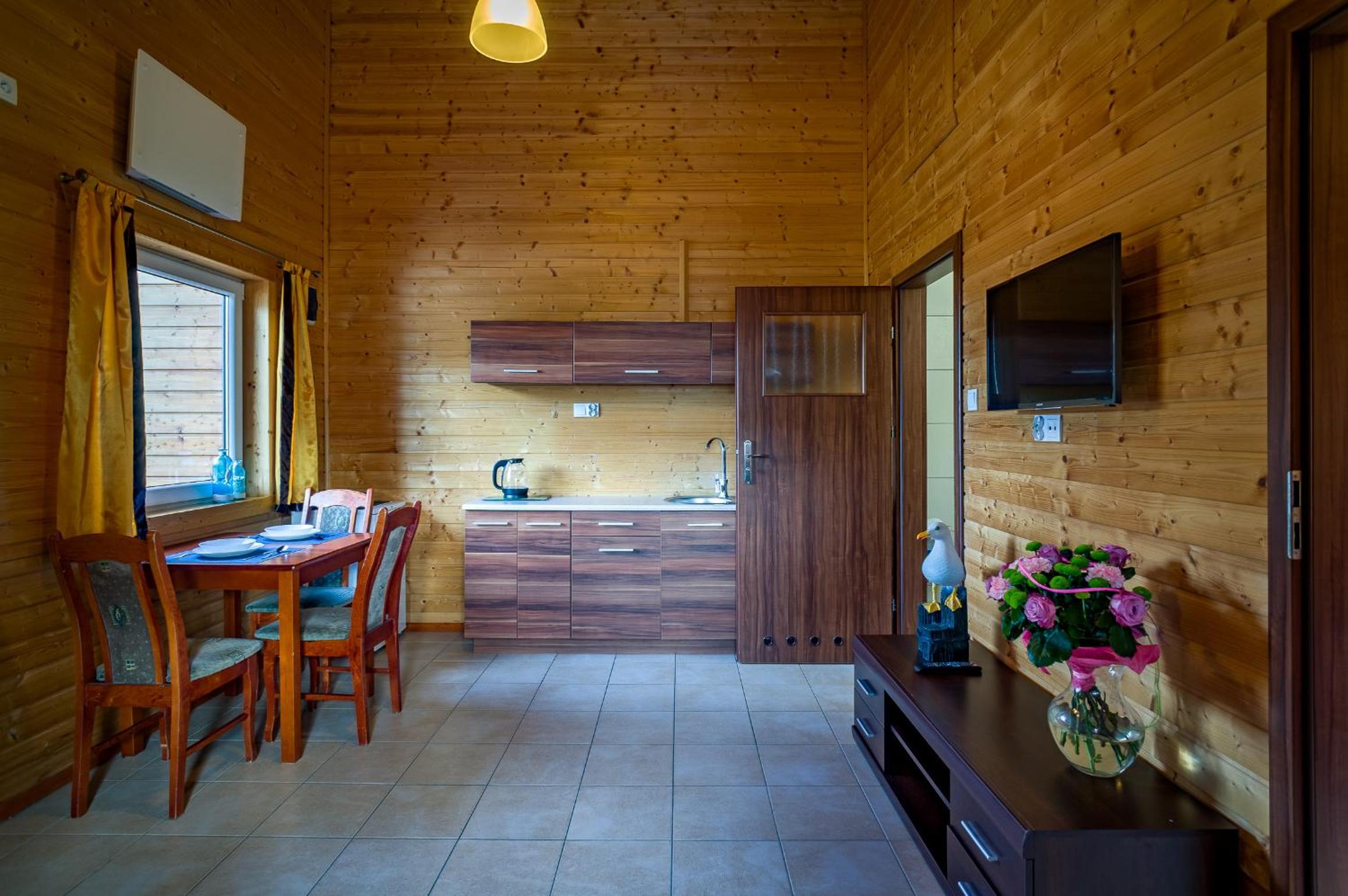 Chalet (4 Adults) photo 2