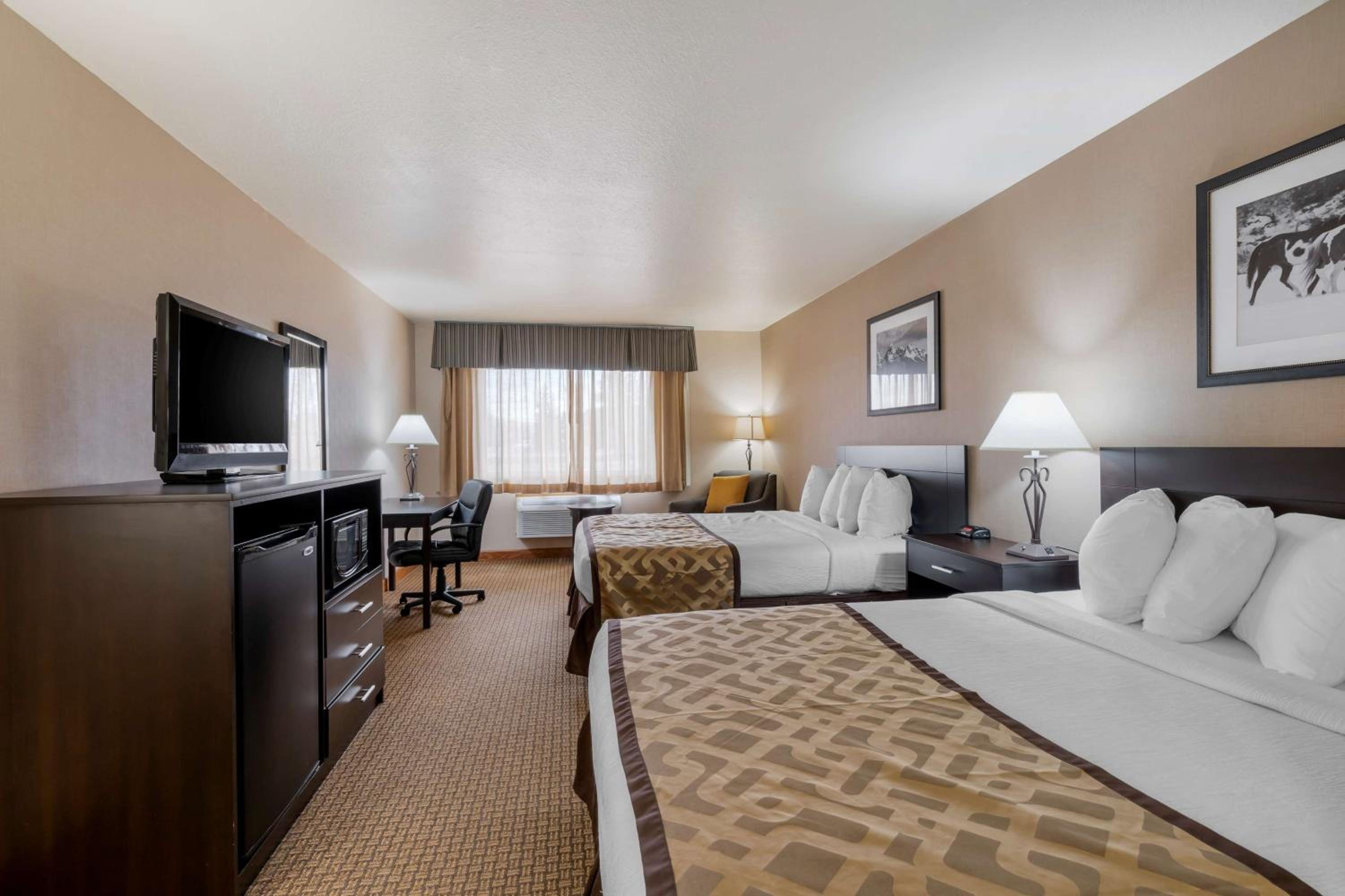 Queen Room with Two Queen Beds - Non-Smoking
