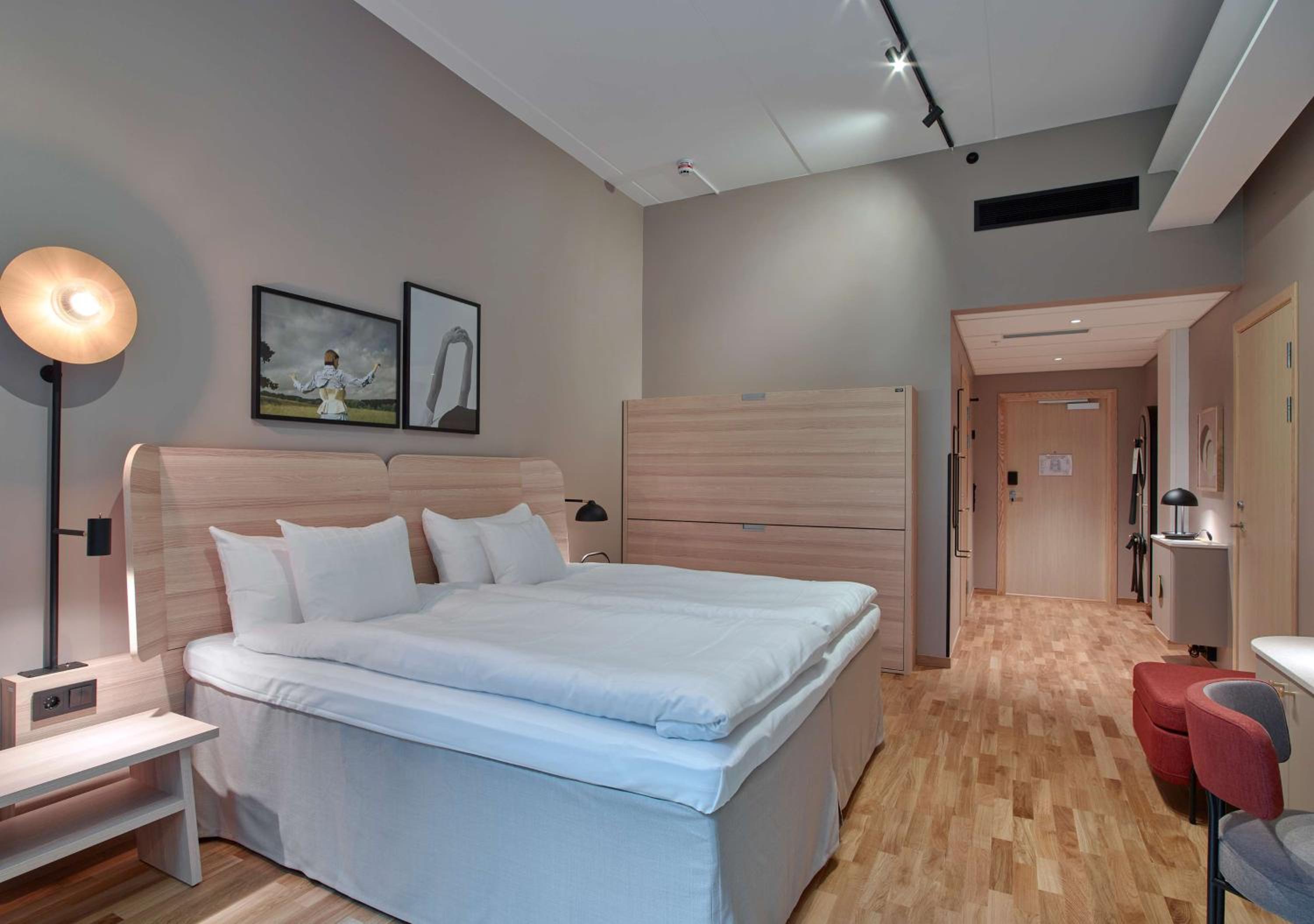 Standard Family Room - Photo 1