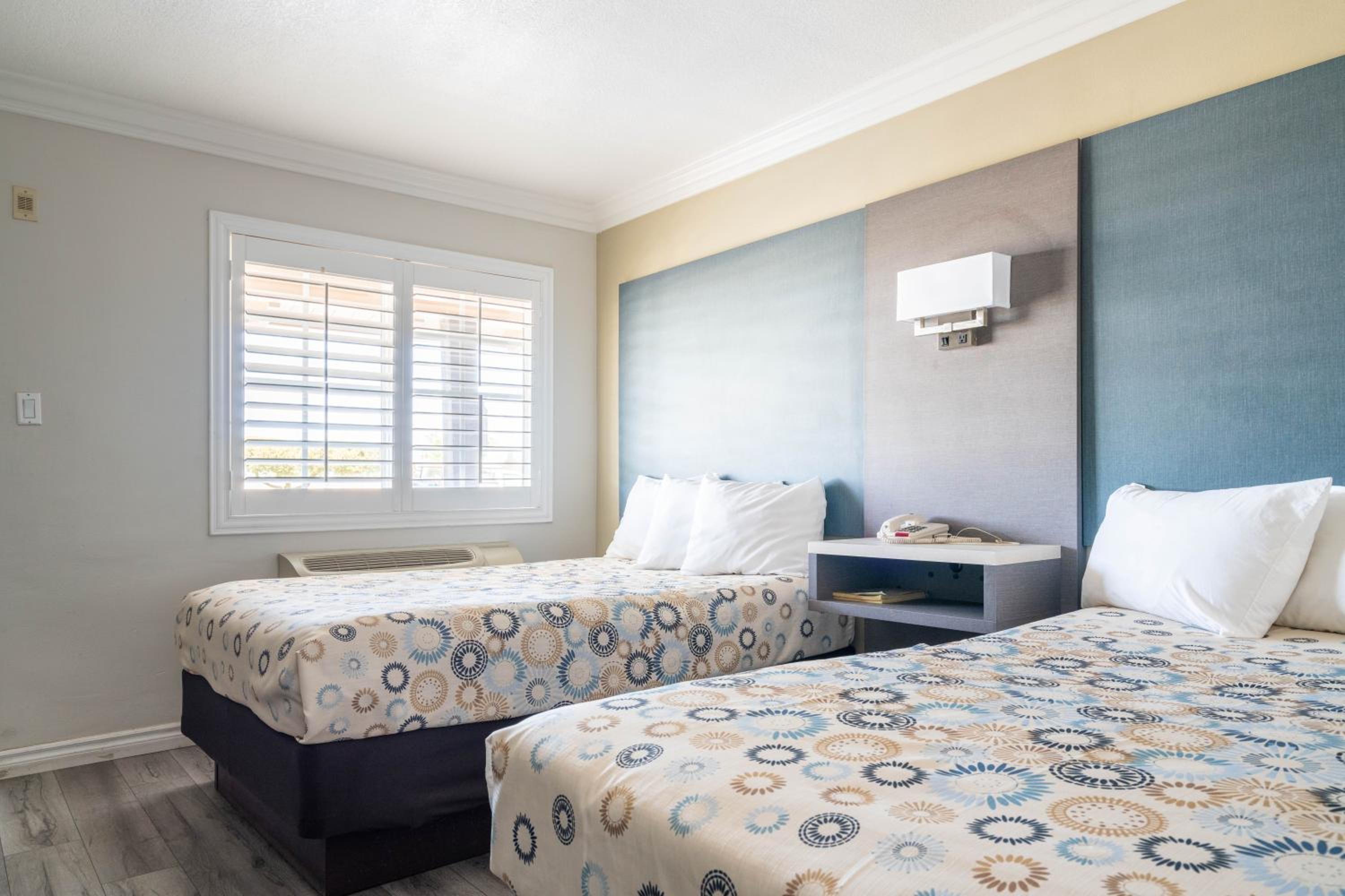 Standard Double Room - Photo 1