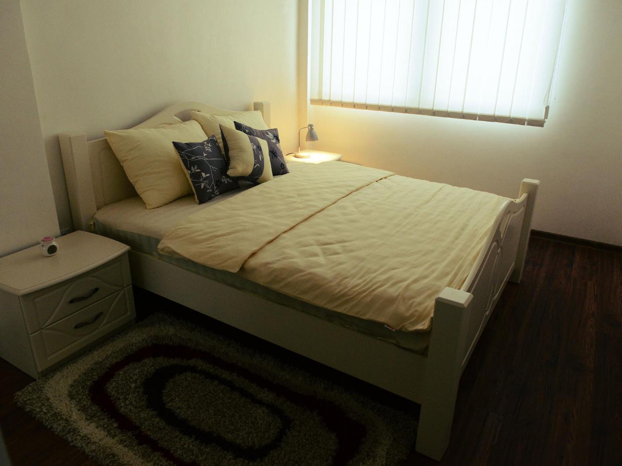 One-Bedroom Apartment photo 3