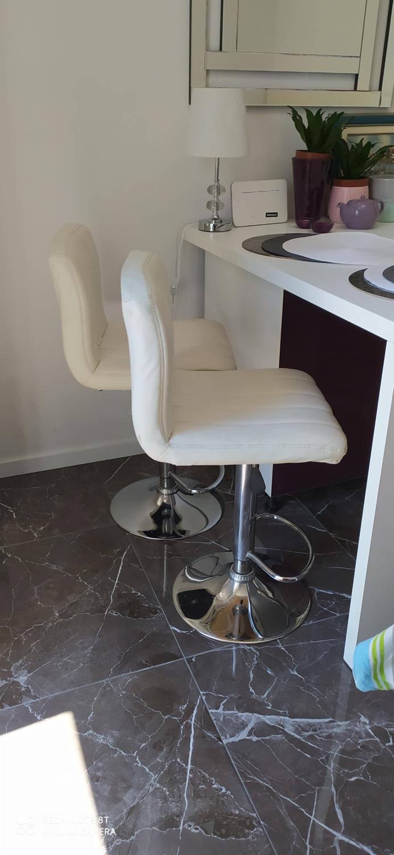 Studio Apartment - Photo 14