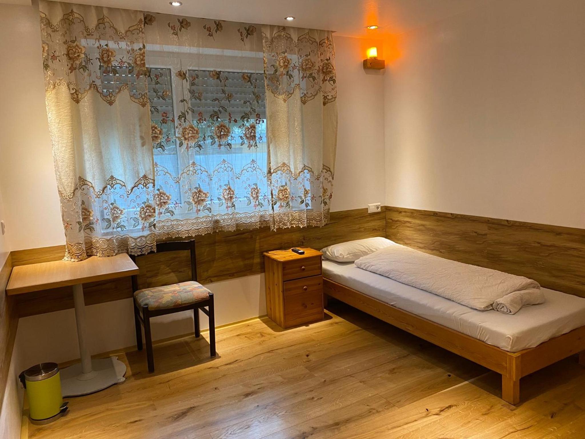 Budget Single Room photo 3