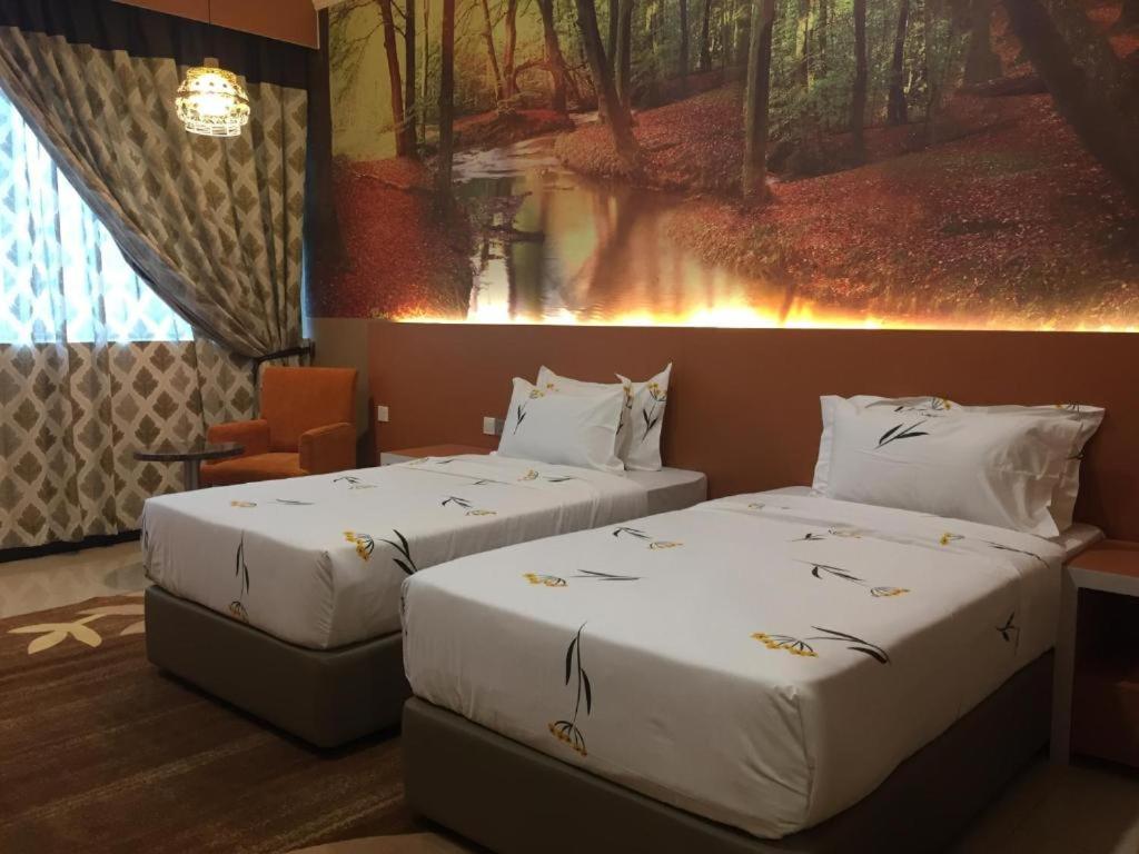 Deluxe Twin Room photo 2
