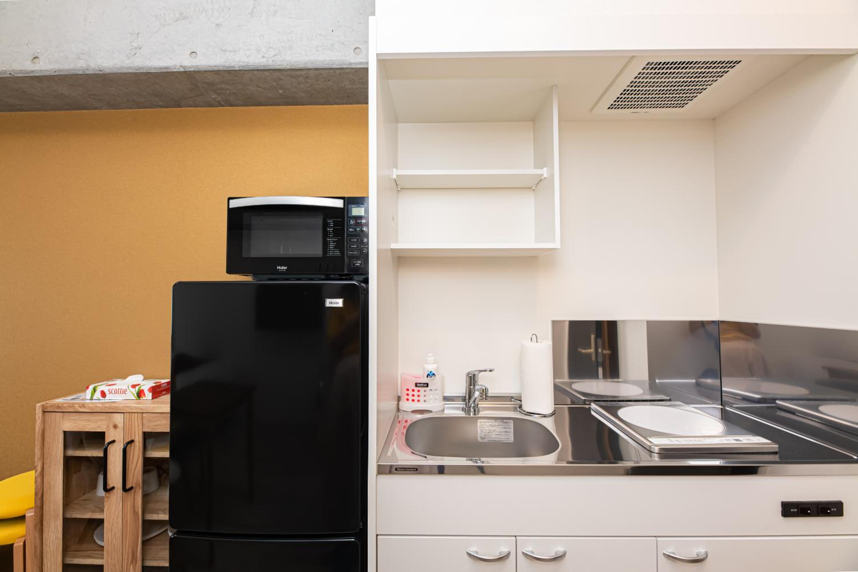 Standard Twin Room - Photo 12