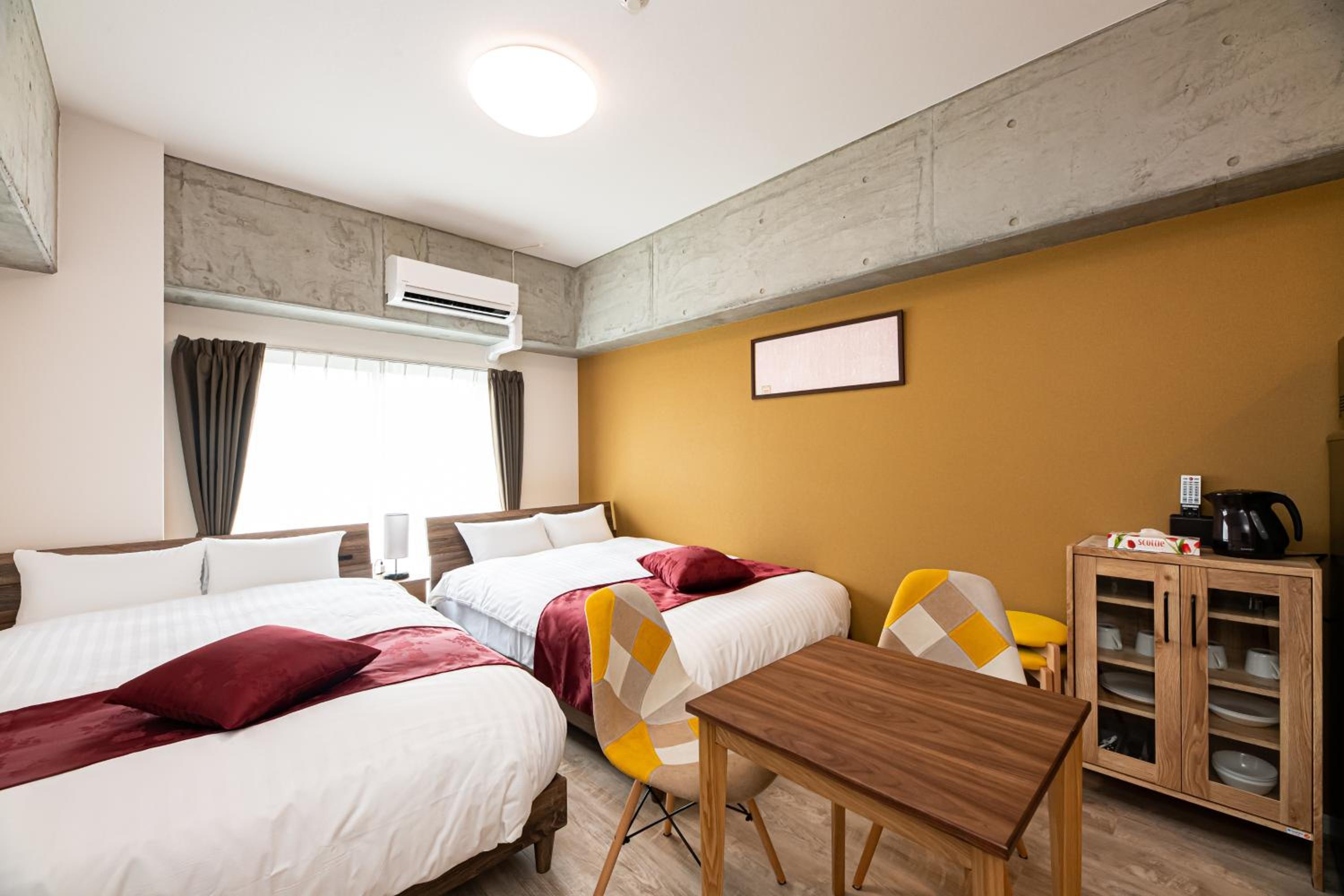 Standard Twin Room - Photo 1