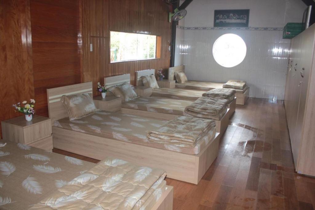 6-Bed Mixed Dormitory Room photo 1