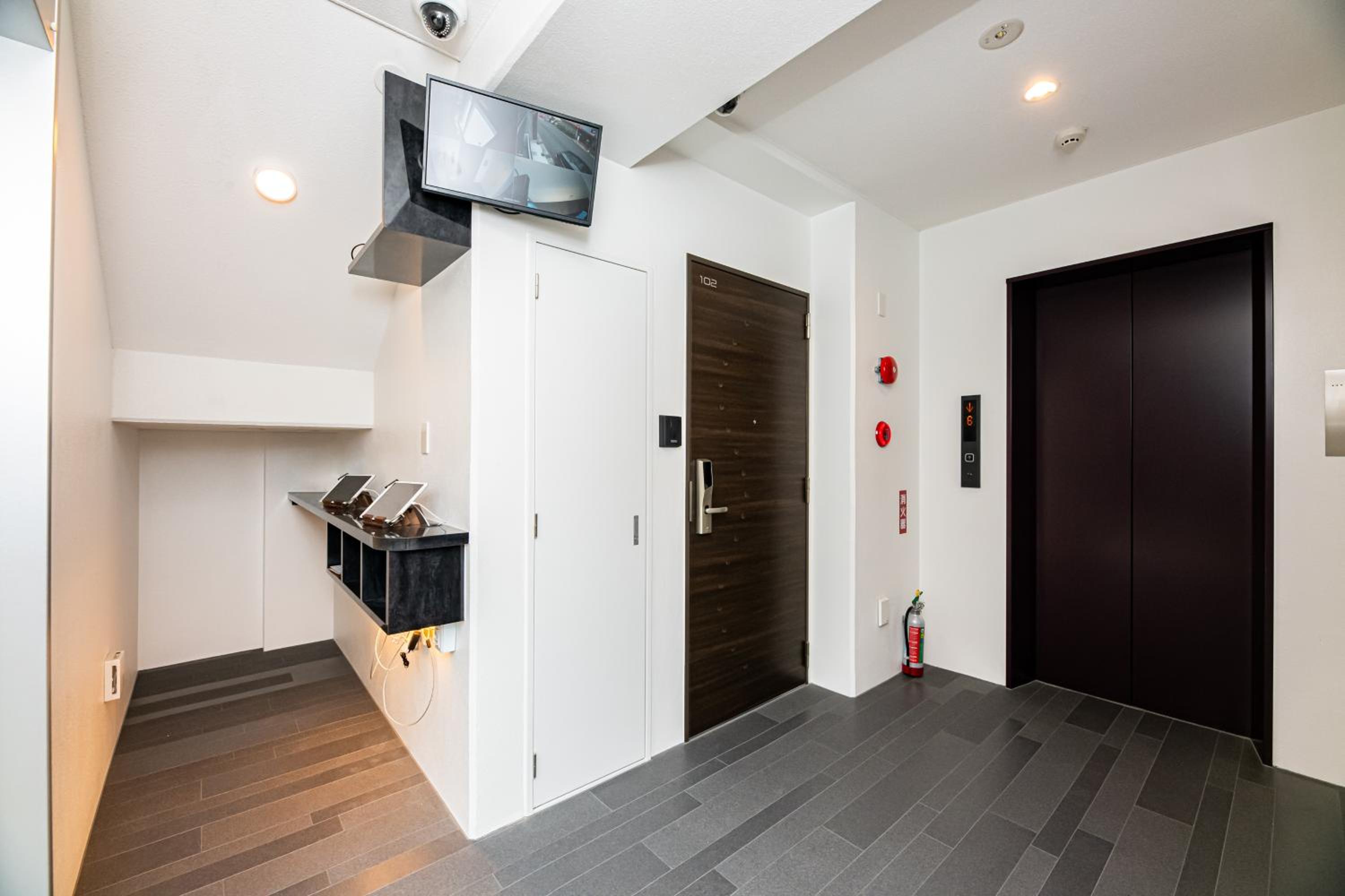 Standard Twin Room - Photo 19