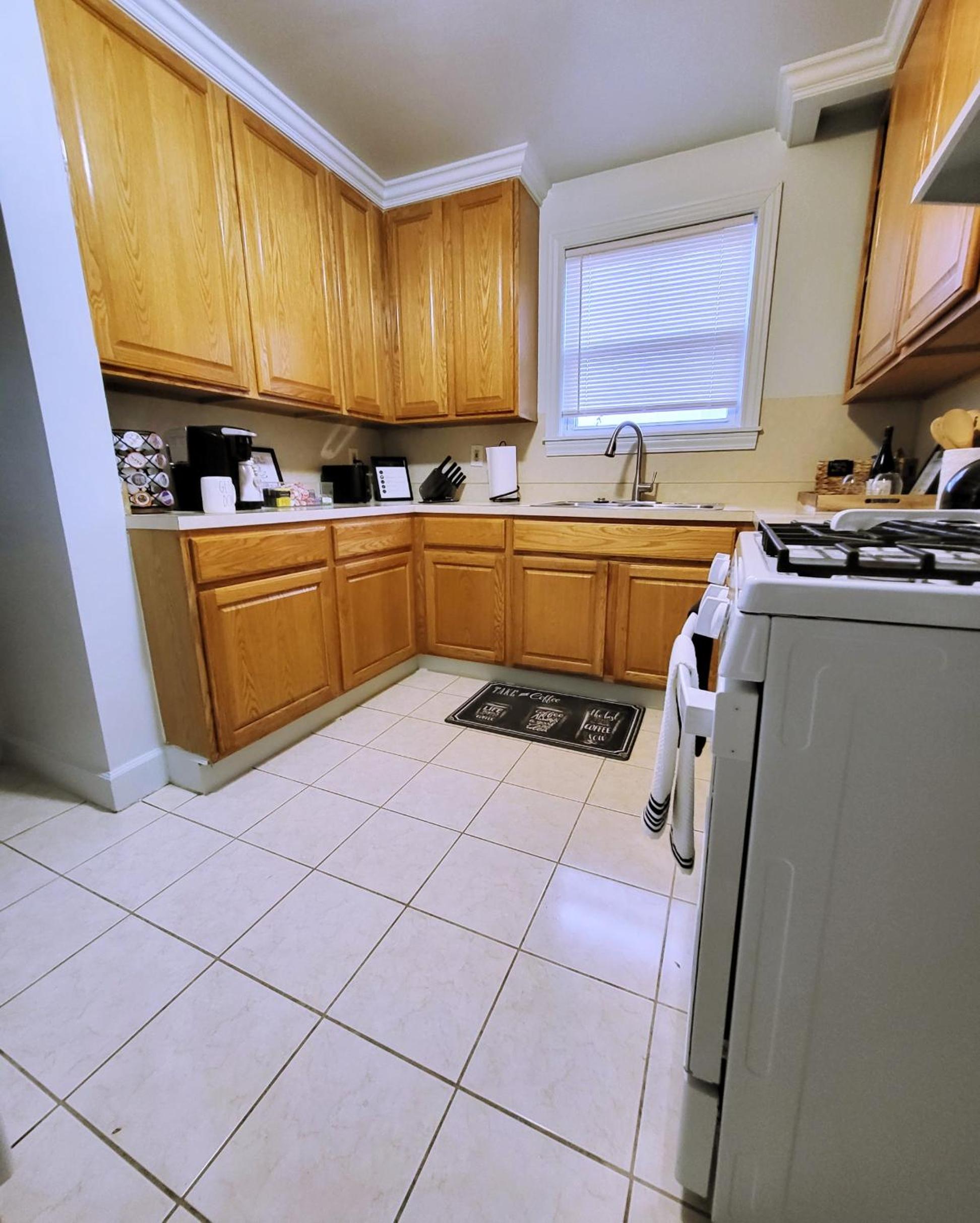 Three-Bedroom House photo 3