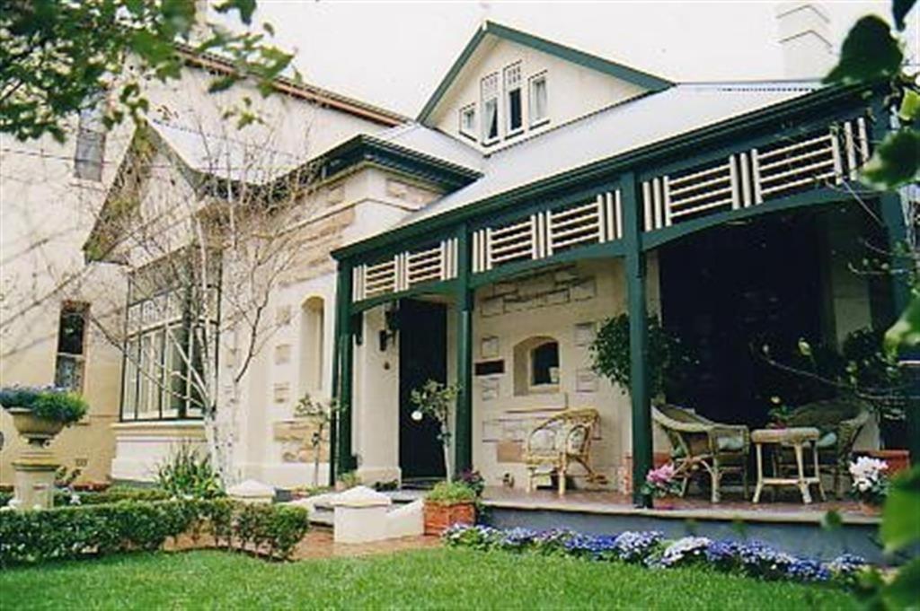 Villa photo 2