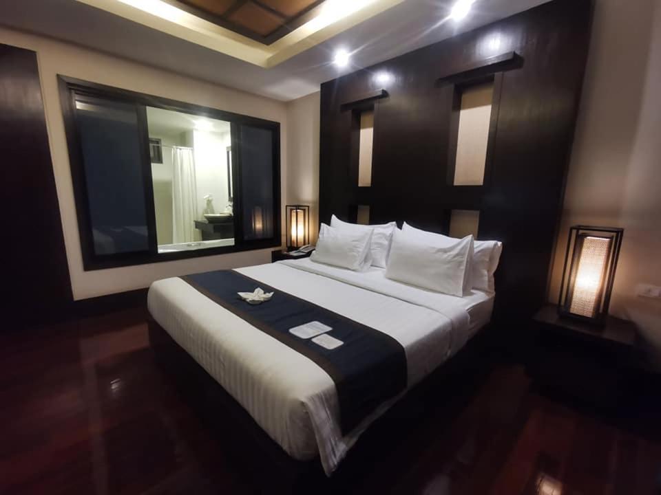 Deluxe Double Room photo 2