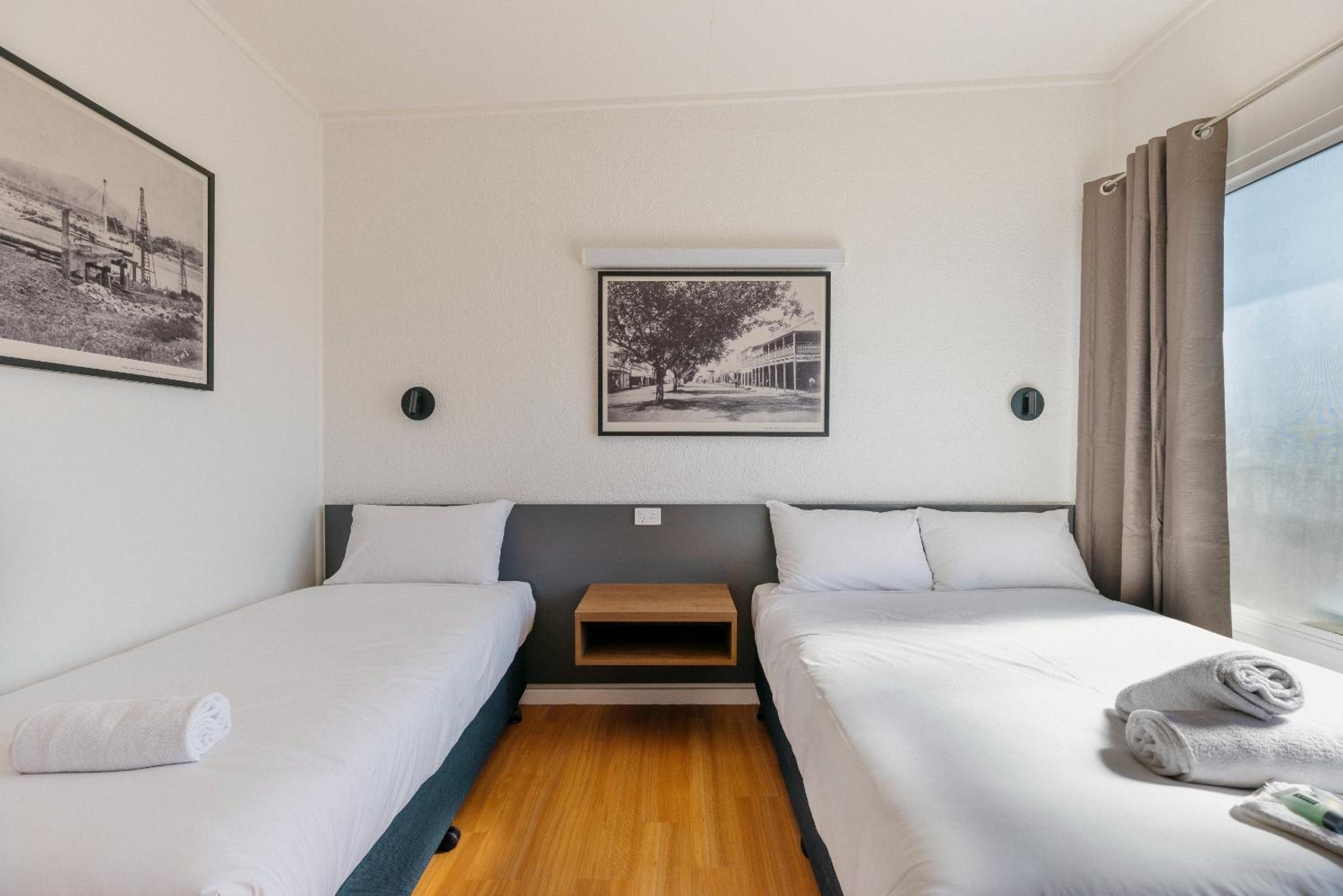 Budget Double Room photo 2