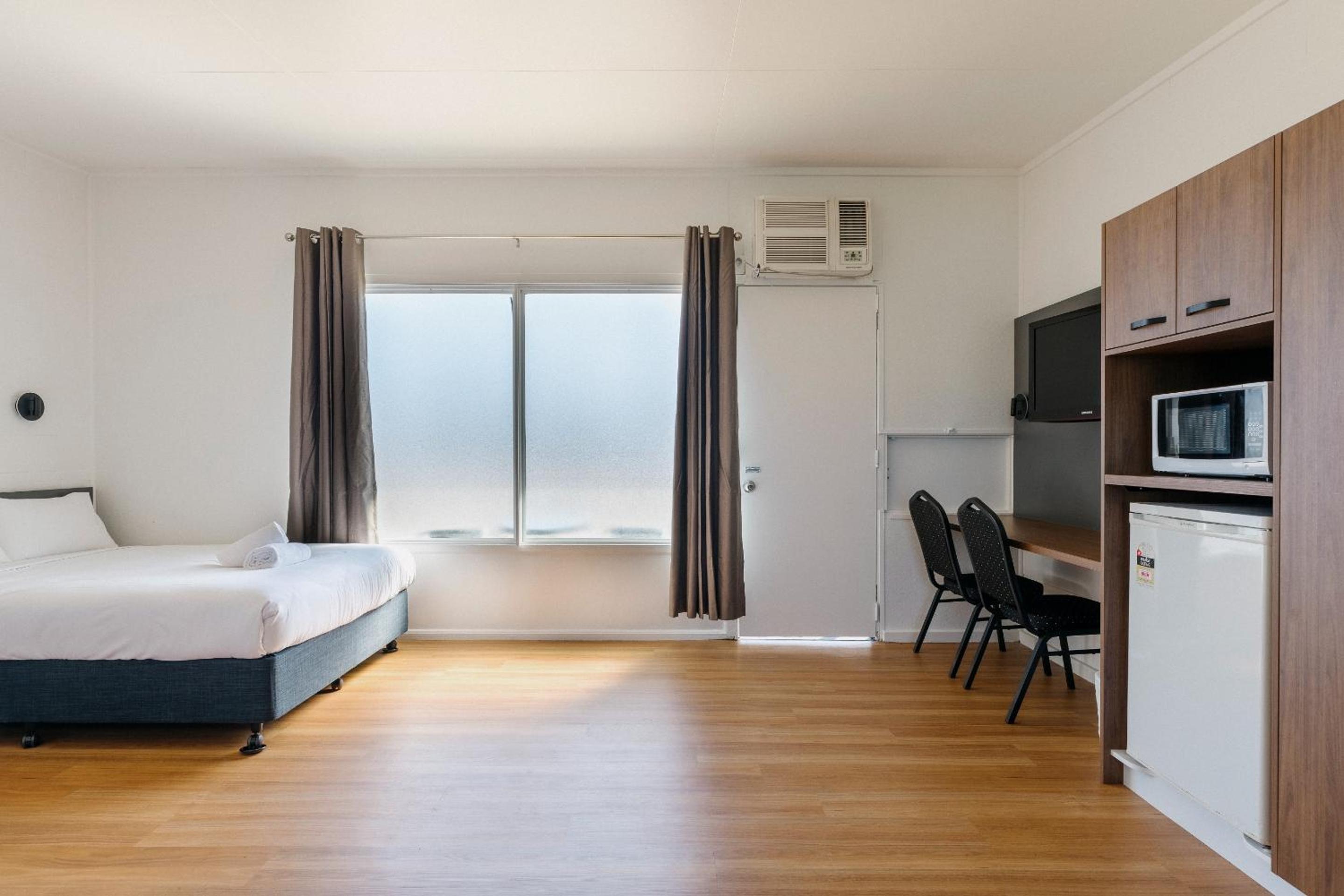 Budget Triple Room photo 2