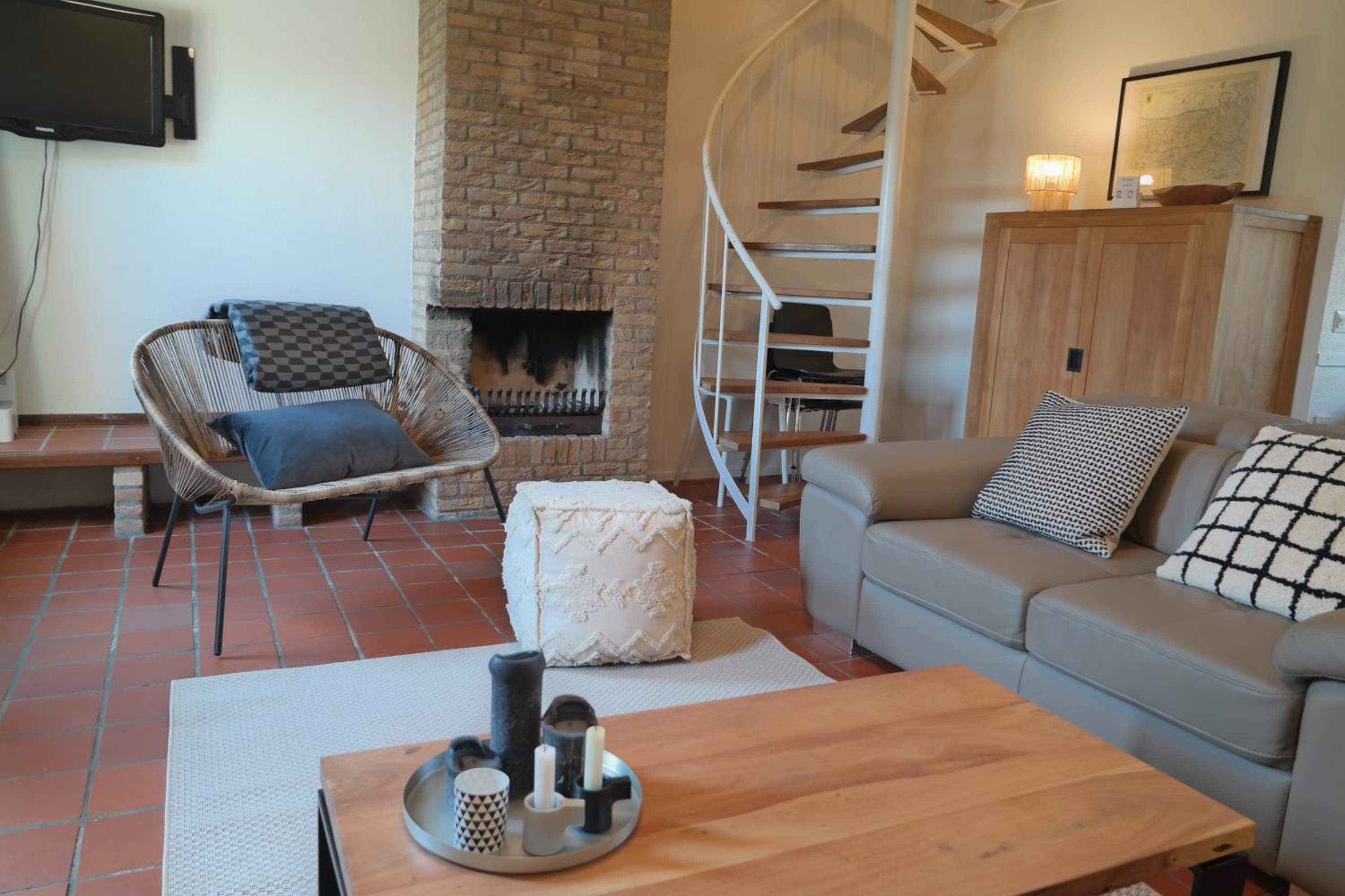 Three-Bedroom House photo 1